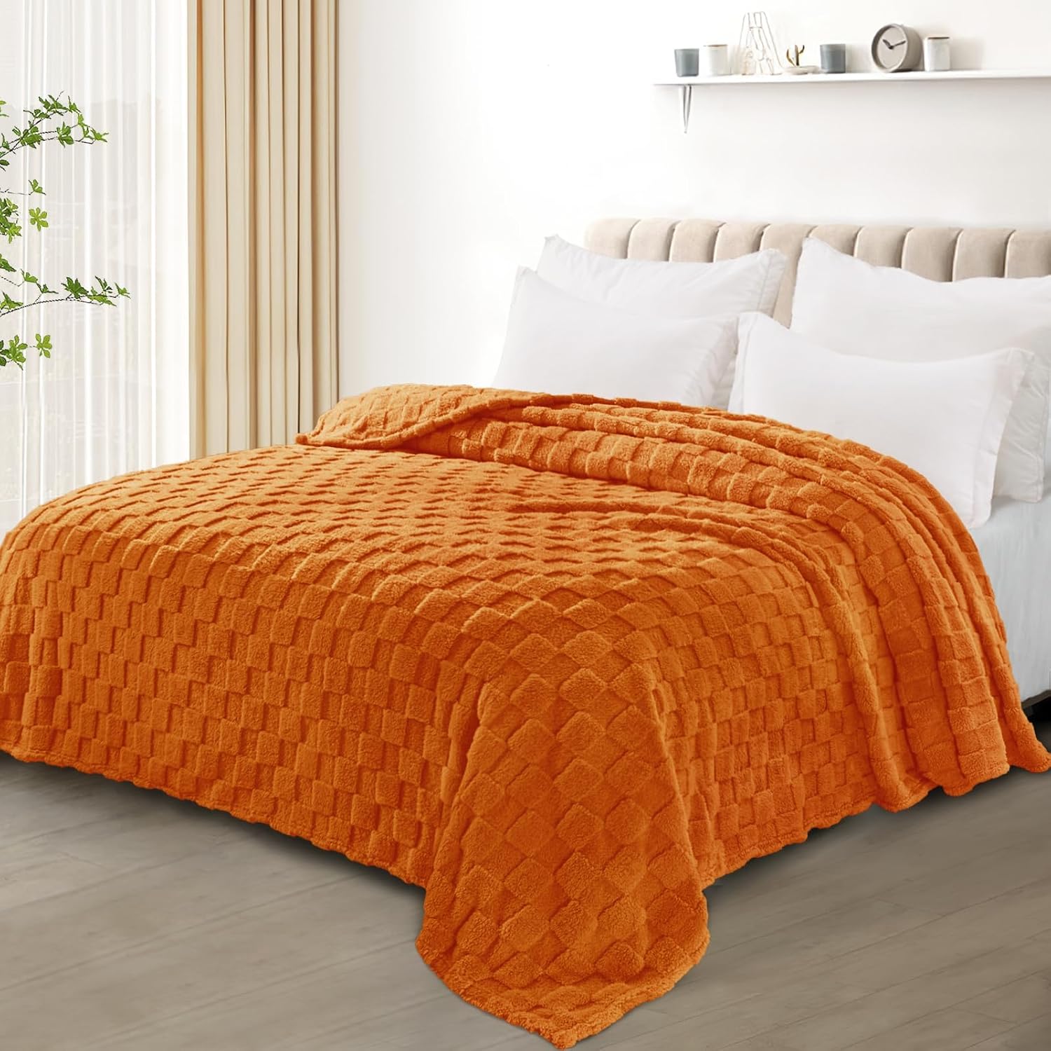 Exclusivo Mezcla 3D Checkered Fleece Twin Blanket for Bed, Burnt Orange