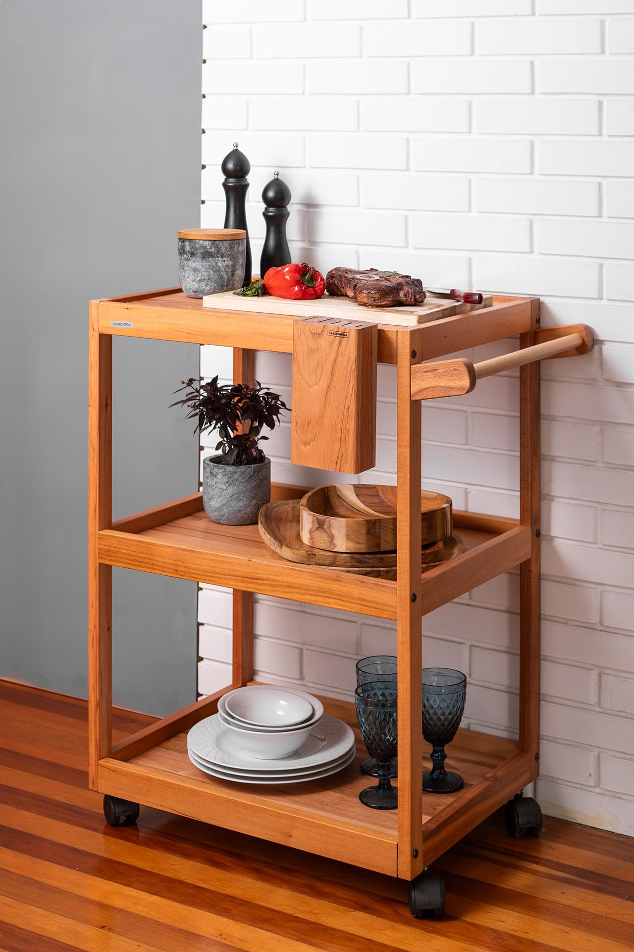 Tramontina Carrello in legno di teak con ruote e tre ripiani per il servizio 68 x 50 x 85 cm