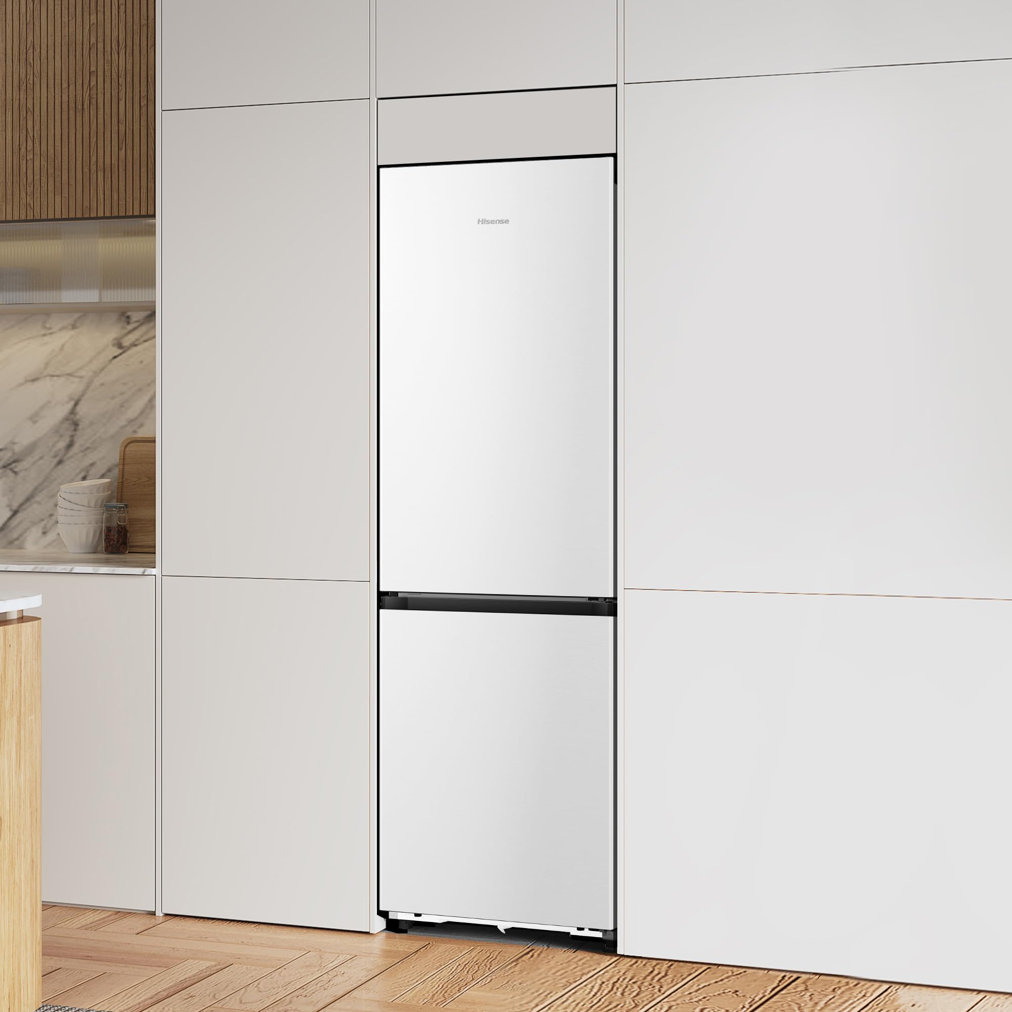 Hisense RB330K3EWD - Frigorífico Combi 2 Puertas Total No Frost Kitchen Fit, 330L, 186cm, Ventilación Inferior, Apertura de Puerta 90º, Supercongelado -28ºC, Conectividad WiFi, Multi Airflow, Blanco