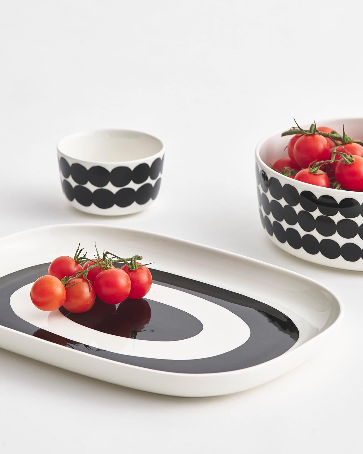 【未使用品】マリメッコ 大皿 サービングディッシュ melooni MARIMEKKO Melooni サービング大皿 L 未使用品】マリメッコ 大皿