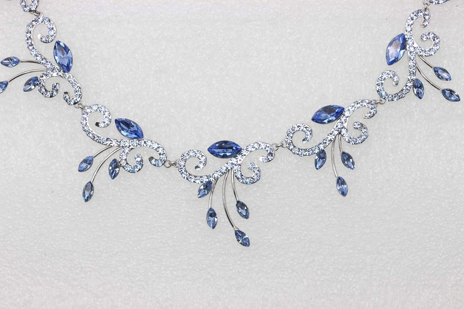 Faship Gorgeous Rhinestone Crystal Floral Necklace Earrings Set - Image 3