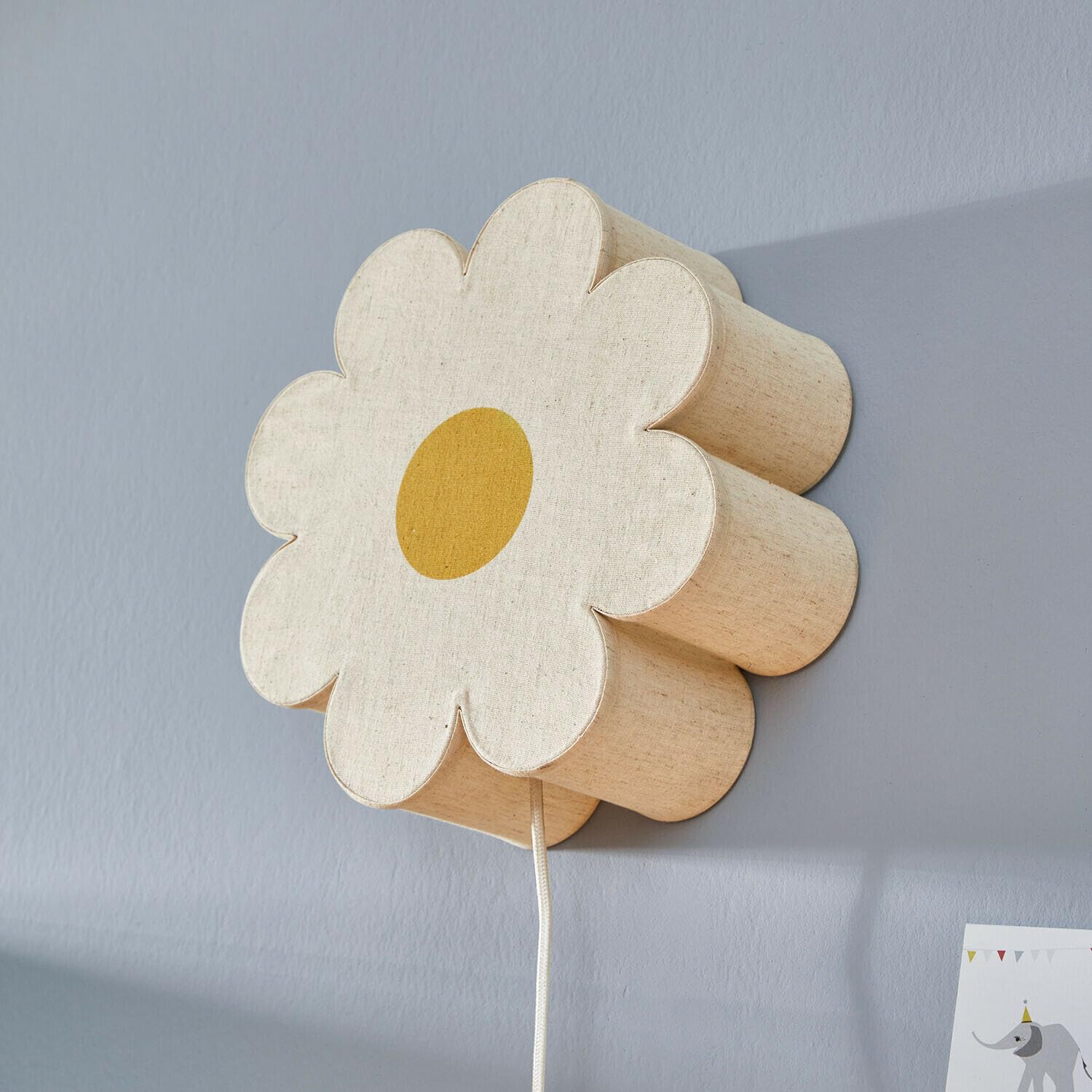 Loberon Wandlampe Poppeline - Niedliche Blumenform - Perfekt fürs Kinderzimmer - Warmes Licht - Wandleuchte - Eisen - Baumwolle, beige/gelb