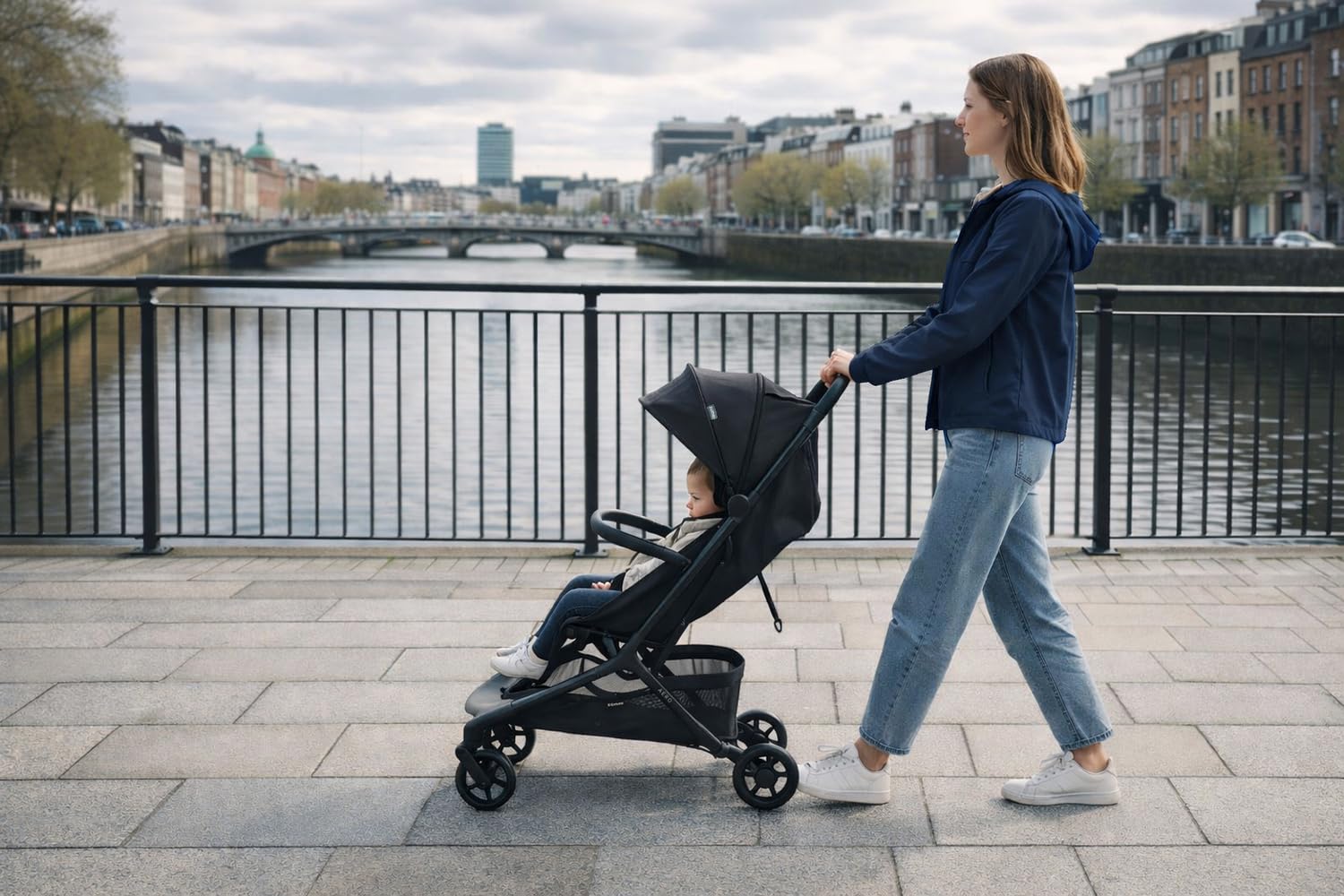 Zummi Poussette compacte Aero - De la naissance à 22 kg (environ 4 ans) - Légère - Pour tous les jours et les voyages