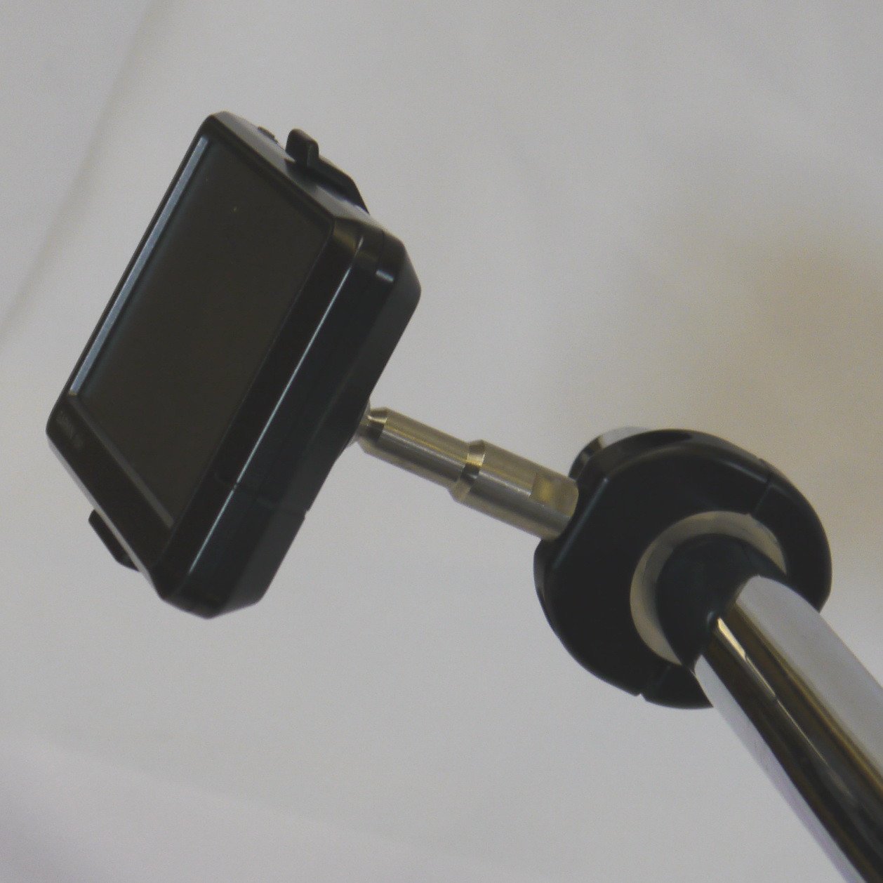 Amazon Com Motorcycle Gps Ball Mount 17mm 1 1 25 Handlebar Black Automotive