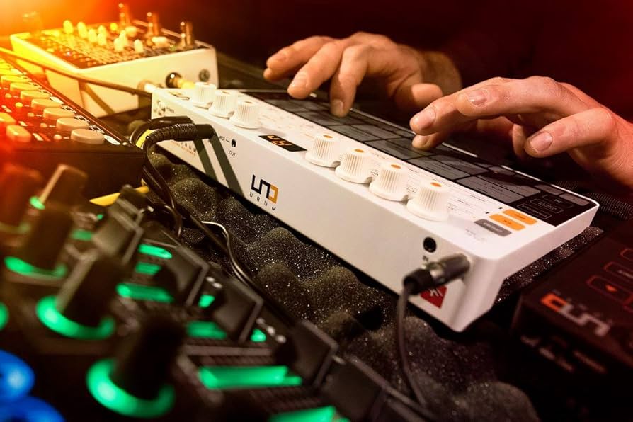 UNO DRUM & UNO SYNTH セット Amazon.com: IK Multimedia UNO Drum analog and digital drum