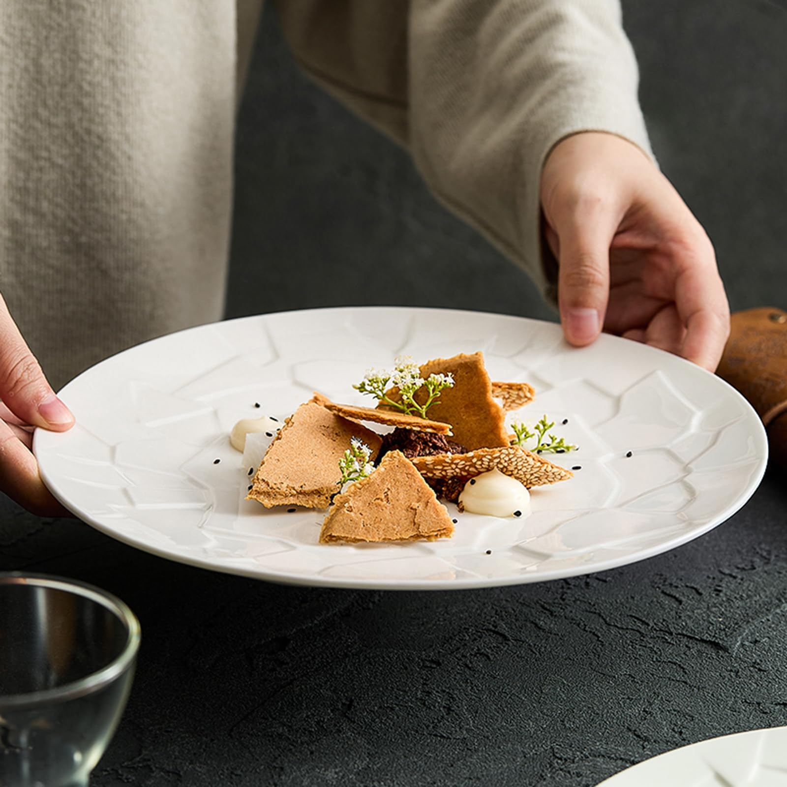 Biały Ceramiczny Talerz Obiadowy Z Wyróżnioną Fakturą, Zastawa Stołowa Na Deser Z Makaronem, Talerz Ekspozycyjny, Talerz Do Serwowania, święto Dziękczynienia Na Weselu(Size:26 * 26 * 2CM,Color:Biały)