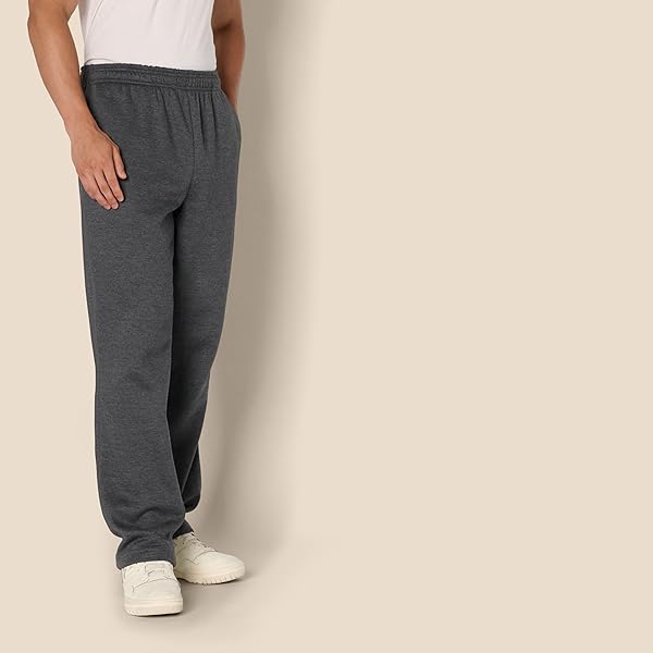 Amazon Essentials Pantaloni Sportivi in Pile con Fondo Aperto (Disponibili in Taglie Extra Forti) Uomo - 2