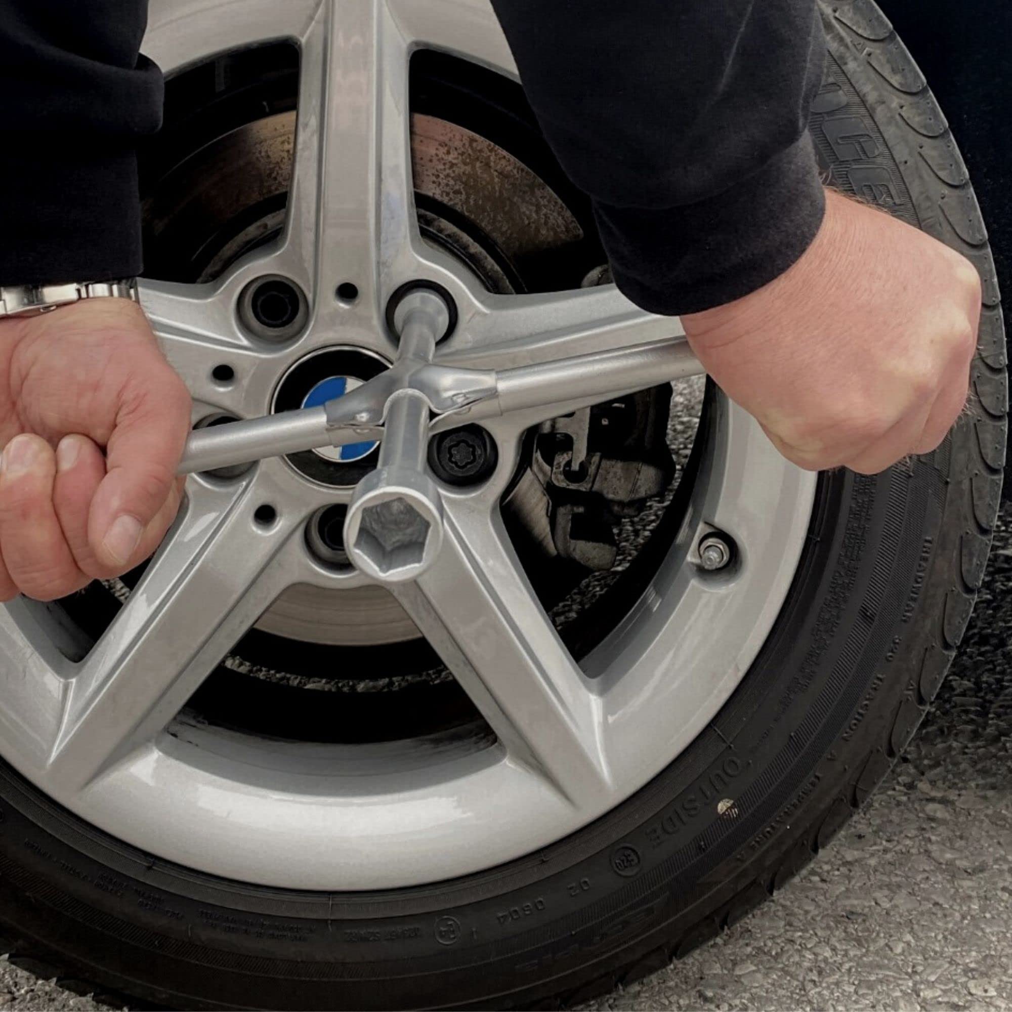 SW-Stahl 02450L LKW Radkreuzschlüssel - 3/4 Zoll, 24-27-32 mm - Verstärkt | Schwerlast Kreuzschlüssel für Radmuttern - Stabilisierter Radschlüssel für Reifenmontage und Reifenwechsel in der Werkstatt