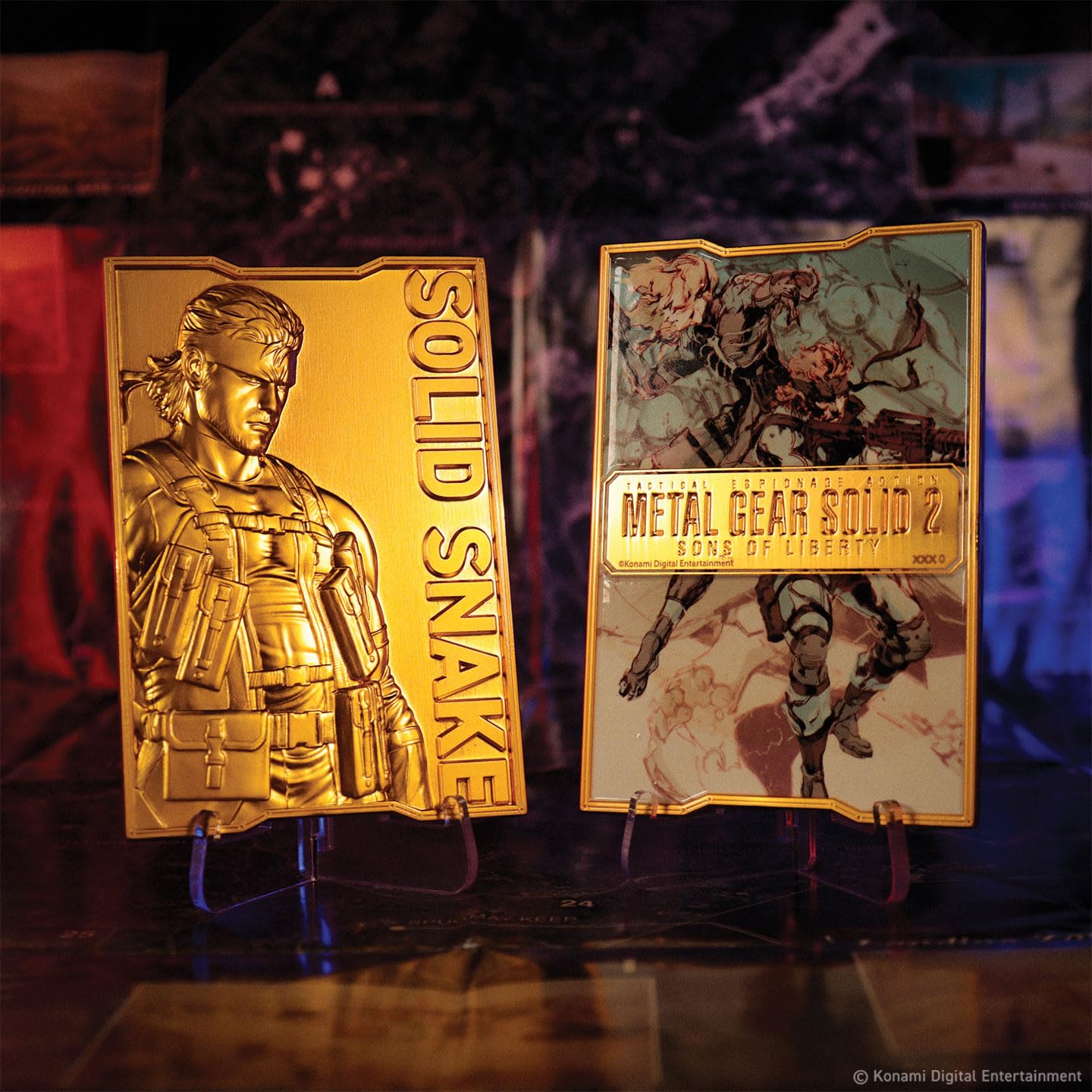 FaNaTtik Metal Gear Solid 2 - Lingote de serpiente sólido chapado en oro de 24 quilates, con licencia oficial y edición limitada coleccionable (2.001 en todo el mundo) con numeración individual