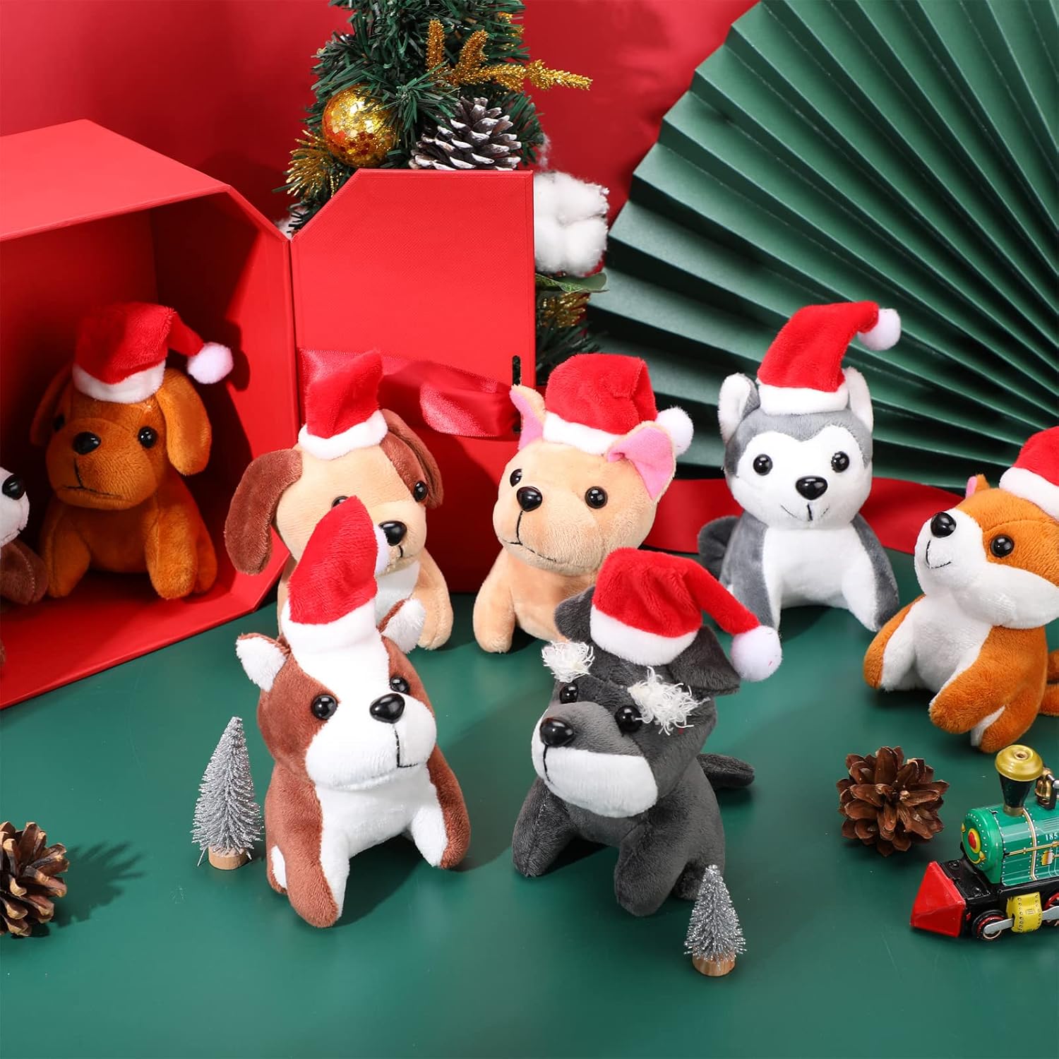 Sumind 8 Pcs Christmas Dog Stuffed Animals Bulk Assorted Cute Stuffed Puppy Dogs 5 Inch Small Animal for Xmas Holiday Birthday Party Supplies Favors(Santa Style)