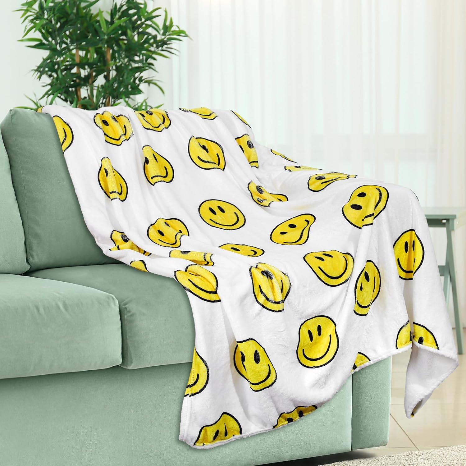 JarThenaAMCS Smile Face Fuzzy Throw Blanket Yellow Happy Face Cute Decorative Soft Cozy Flannel Blanket for Home Bed Sofa Couch Chair, 50 x 60 Inch - Image 4