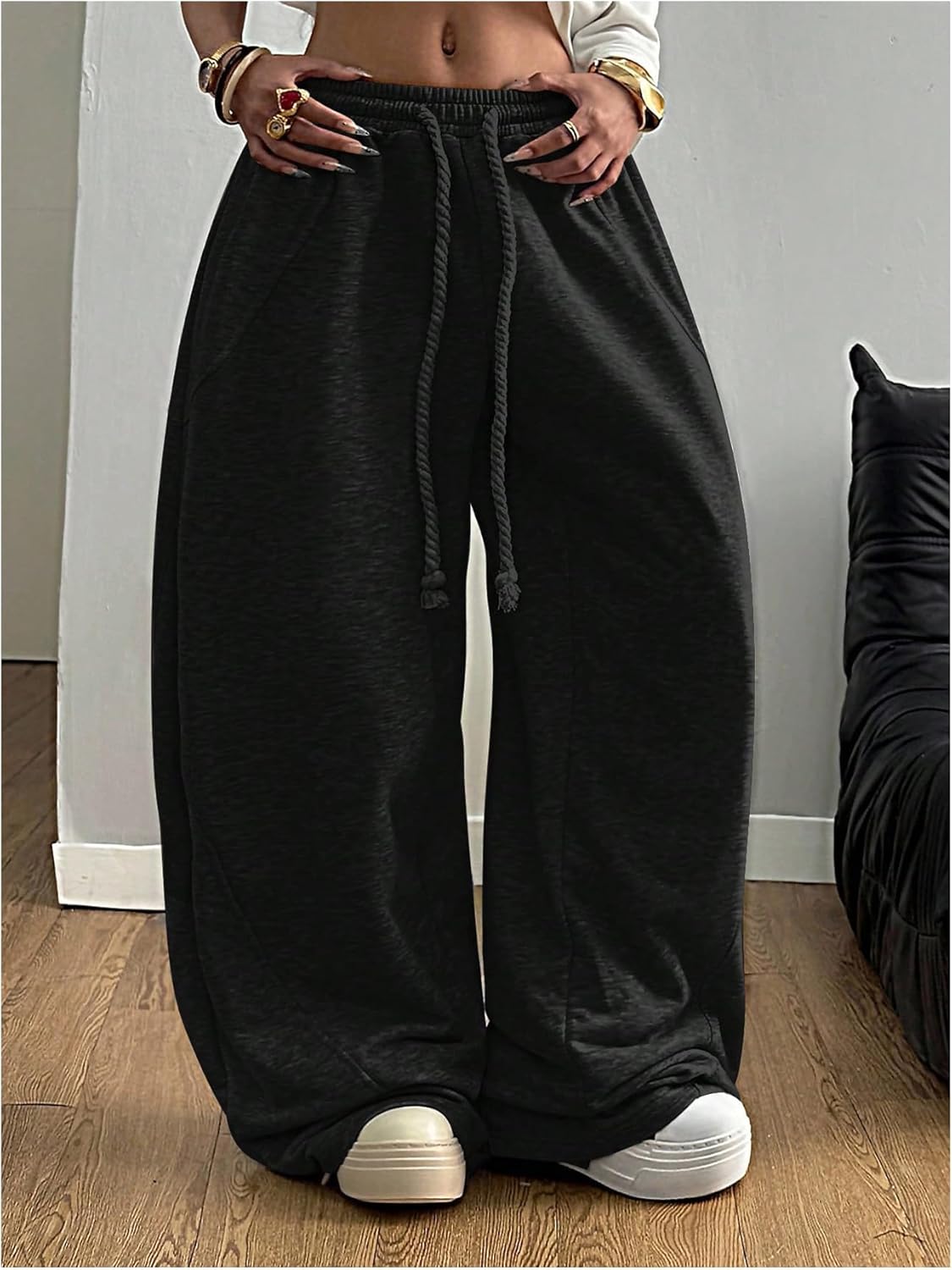 GORGLITTER Women's Y2K Baggy Sweatpants Wide Leg Barrel Pants Elastic Waist Oversized Drawstring Sweats - Image 5