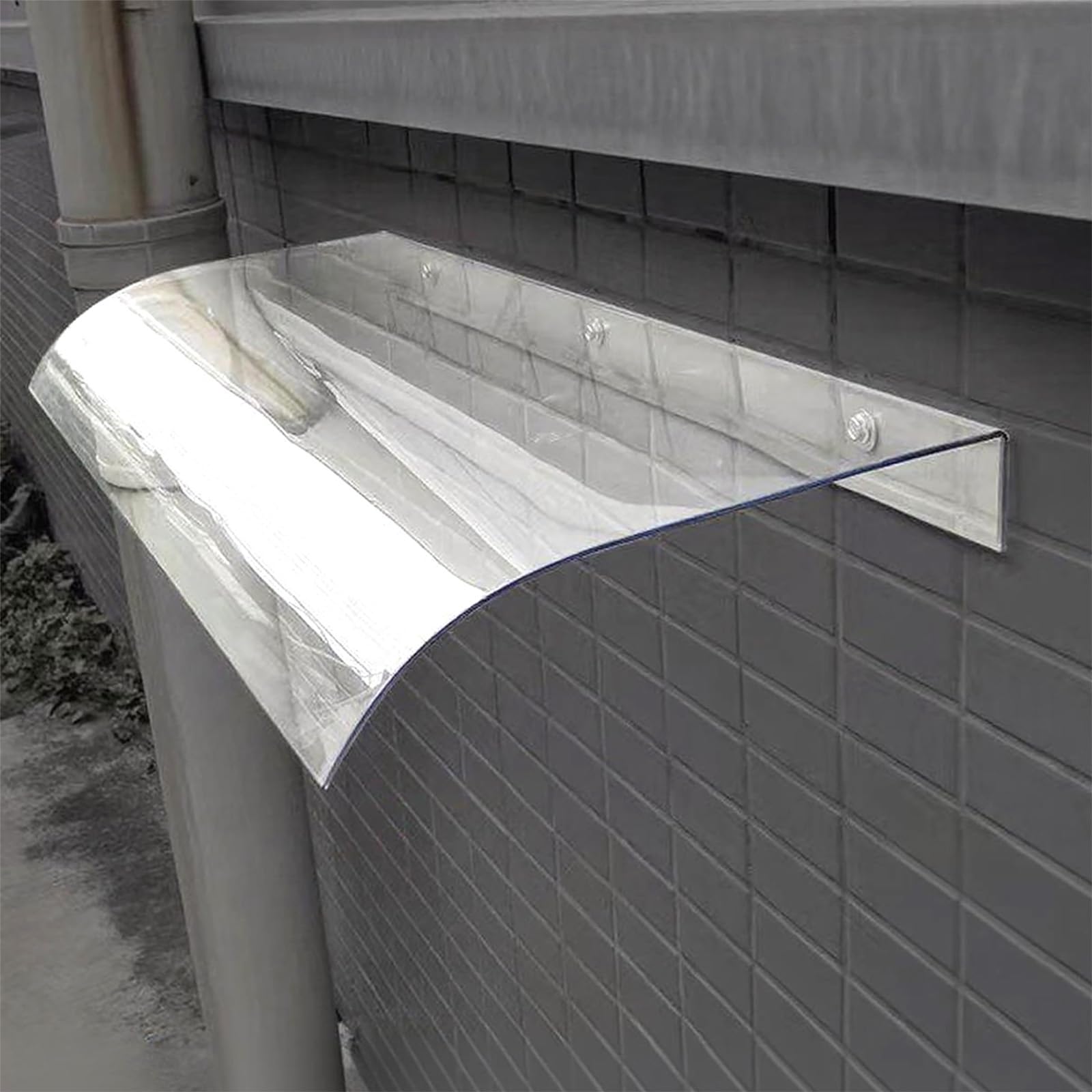 Auvent de porte transparent pour protéger l'entrée de la pluie