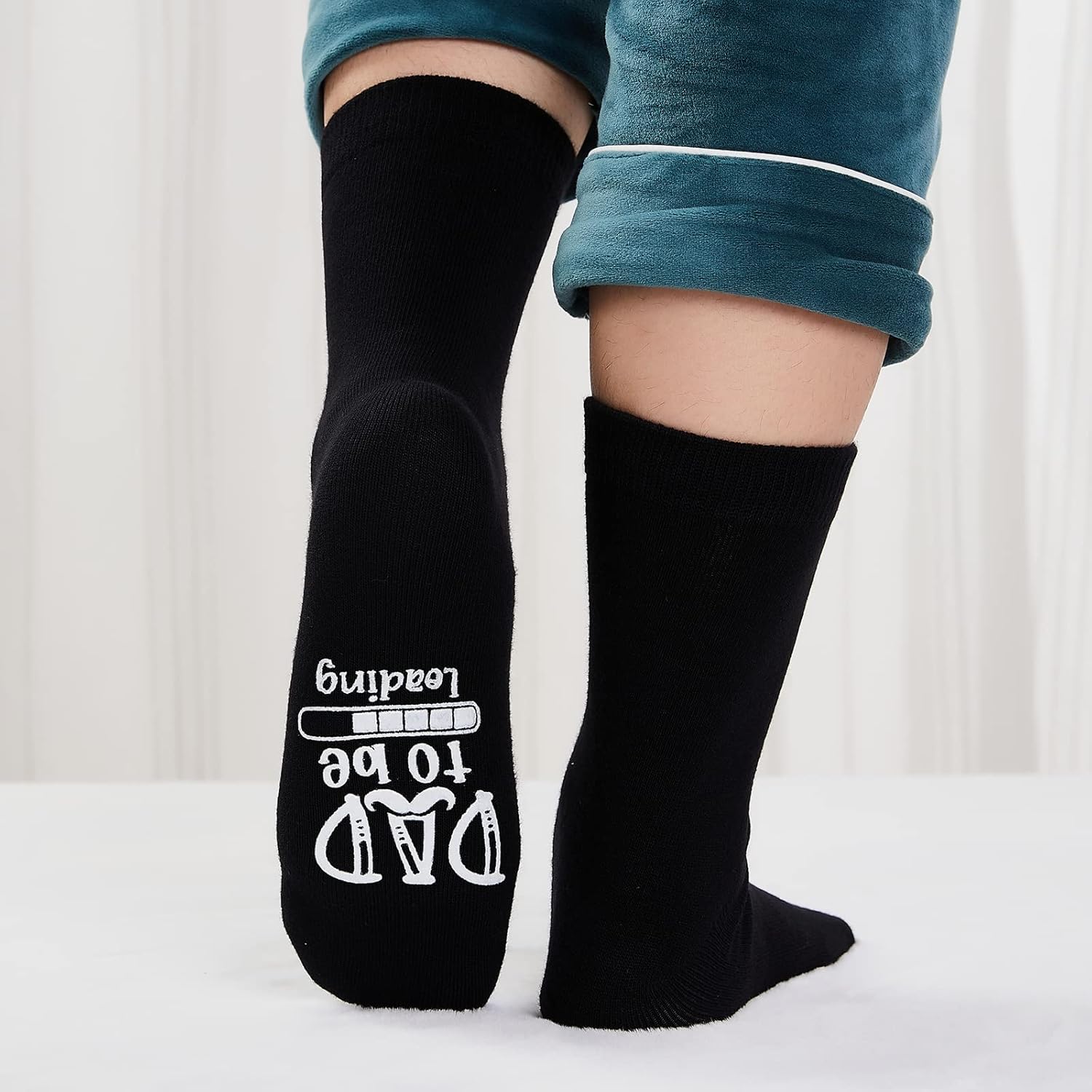 Funny Father Grandpa Daddy Father's Day Bad Pun Humor socks,Dad to Be, Loading. Please Wait - Funny socks for New Fathers - Image 4