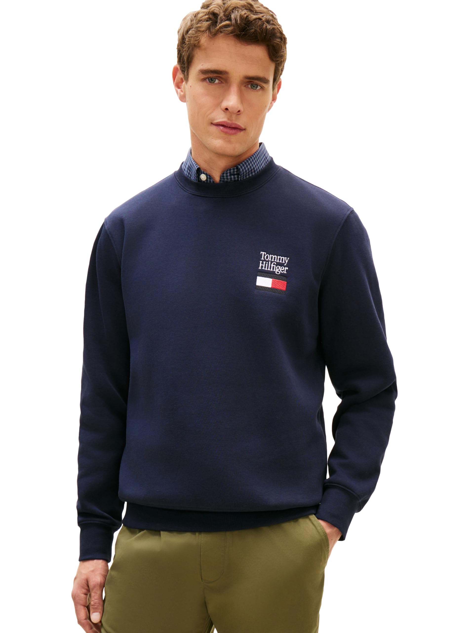 Men's Medium Weight Crewneck Pullover Sweatshirt With Embroidered Flag Graphic