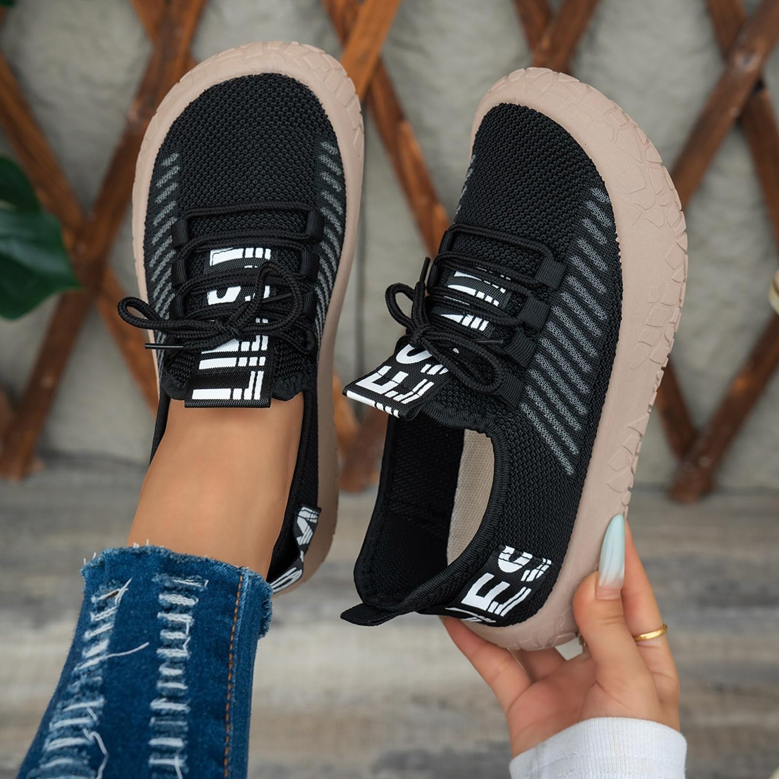 Scarpe da ginnastica leggere da donna a calzino da passeggio