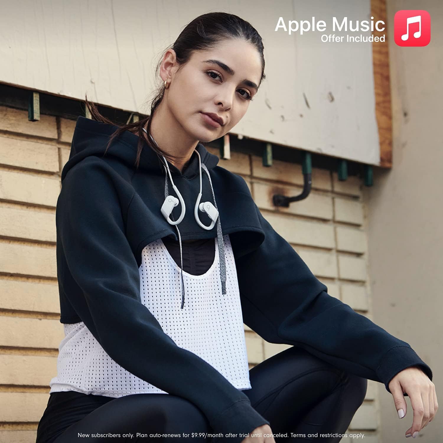 ایرفون بیسیم بیتس مدل powerbeats رنگ سفید