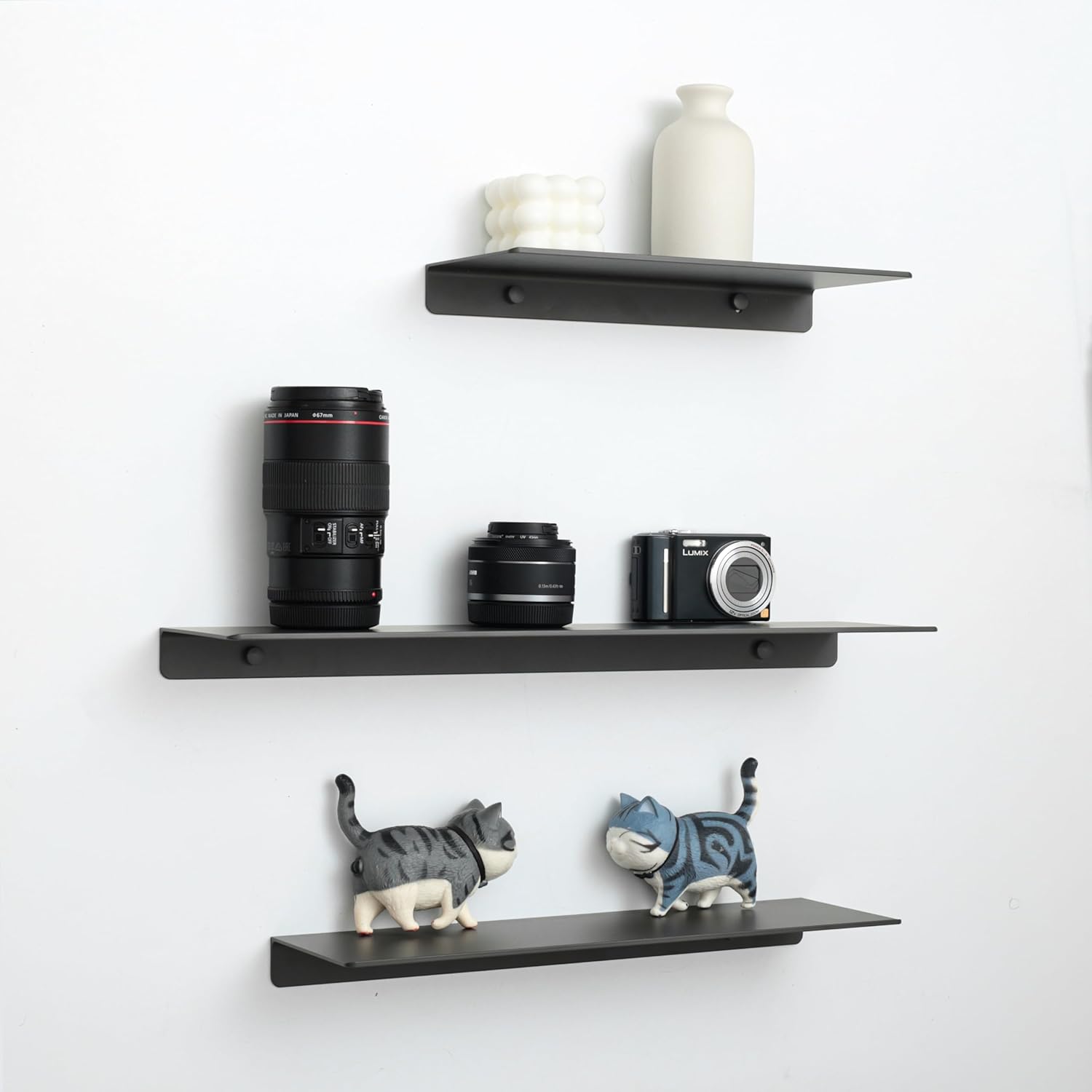 2PCS Floating Shelf for Wall, Metal Wall Mounted Shelves for Bathroom, Bedroom, Kitchen, Living Room, Small Display Storage Shelves with Easy Mount (Black, 20cm/7.87inch)