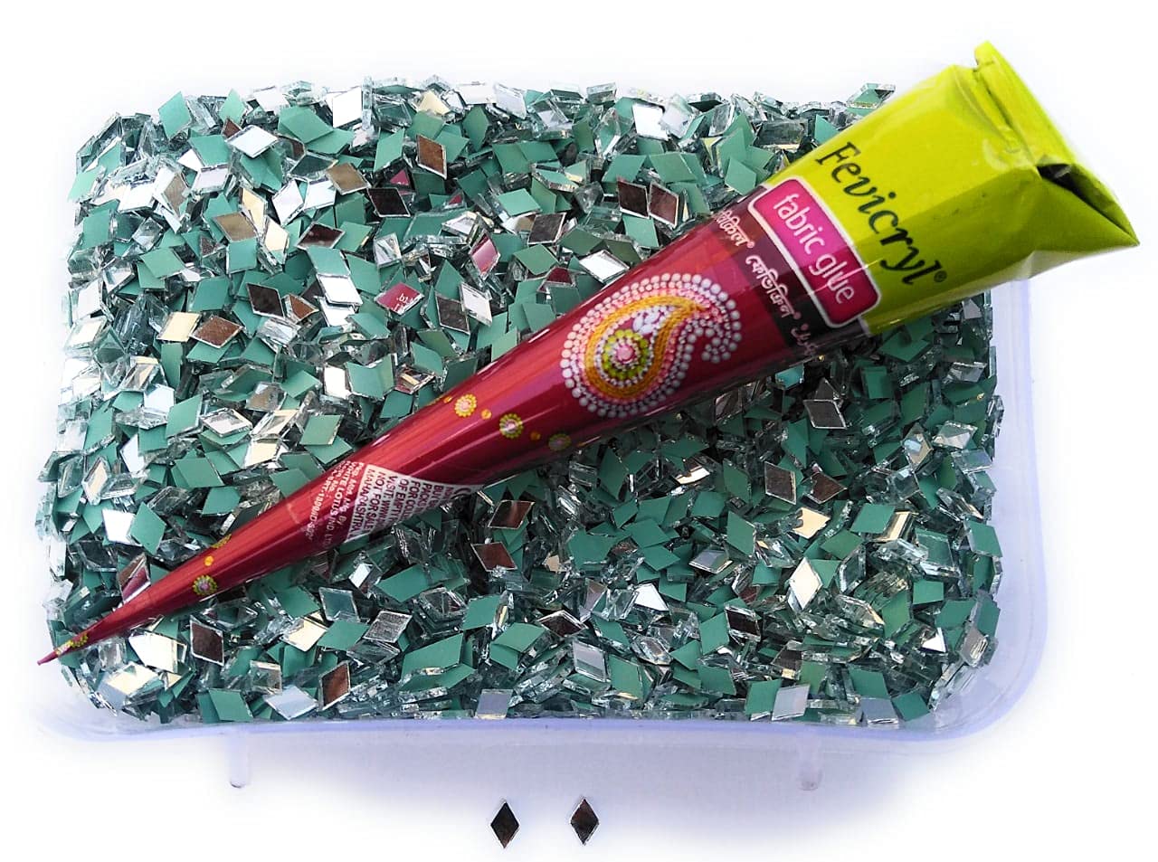 Sahoji Creation 7300Pcs Rhombus/Dimond Shape Mirror Glass Beads For Art&Craft With Fabric Glue,5 * 7Mm