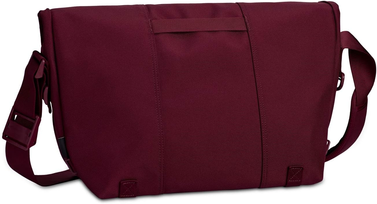 Amazon Com Timbuk2 Classic Messenger Bag Durable Water Resistant Fits 13 15 17 Laptop Clothing Shoes Jewelry