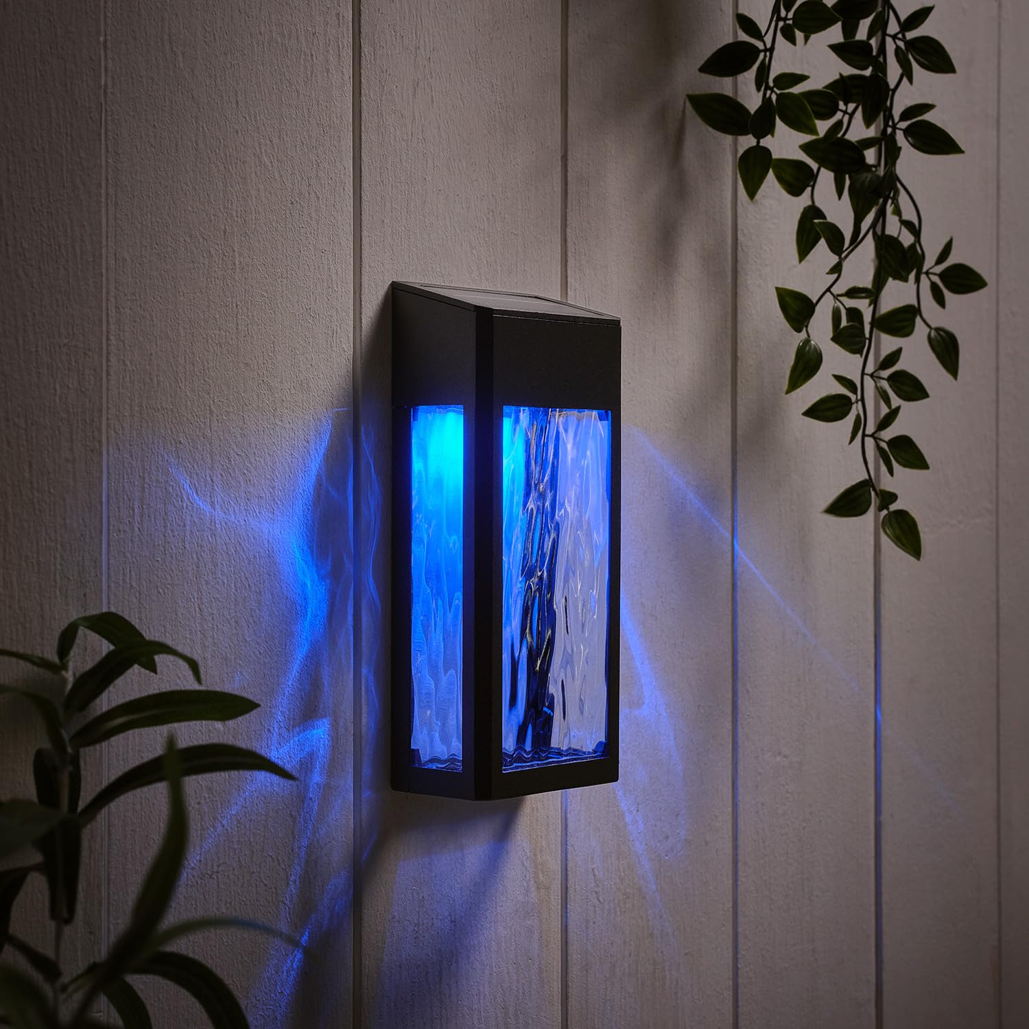 Lights4fun Outdoor Black Metal Solar Powered Crackle Glass Waterproof Fence Wall Lights Warm White and Colour Changing LED 25cm - Image 4