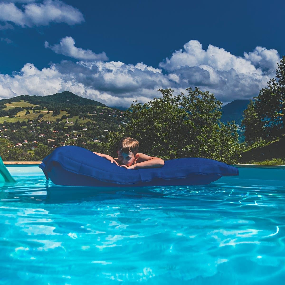 LIVEDECO - Housse Vide Pouf Géant XXL, Flottant pour Piscine, Bleu Pool BiG52