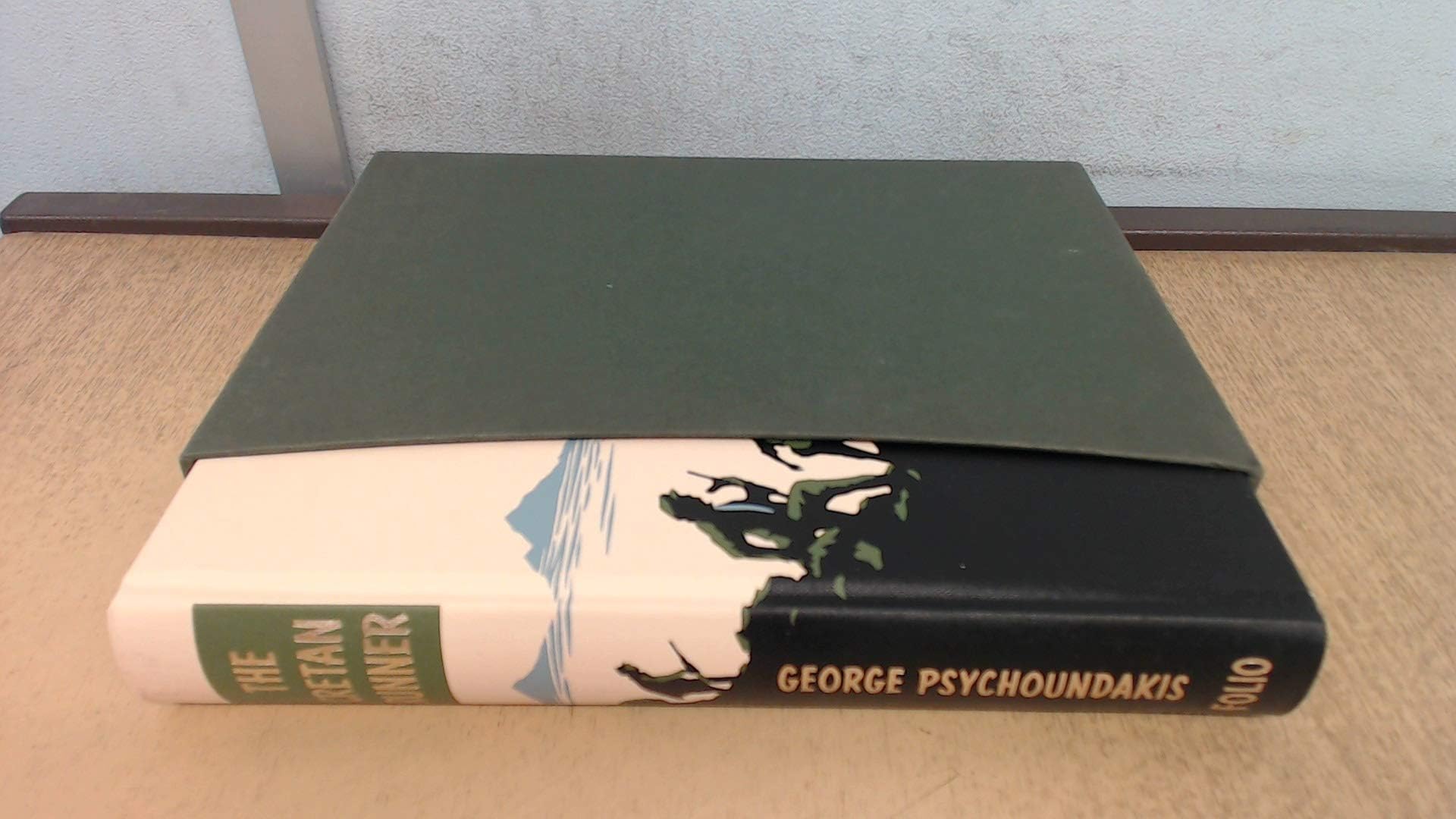 The Cretan Runner, His Story of the German Occupation Hardcover โ January 1, 2009
