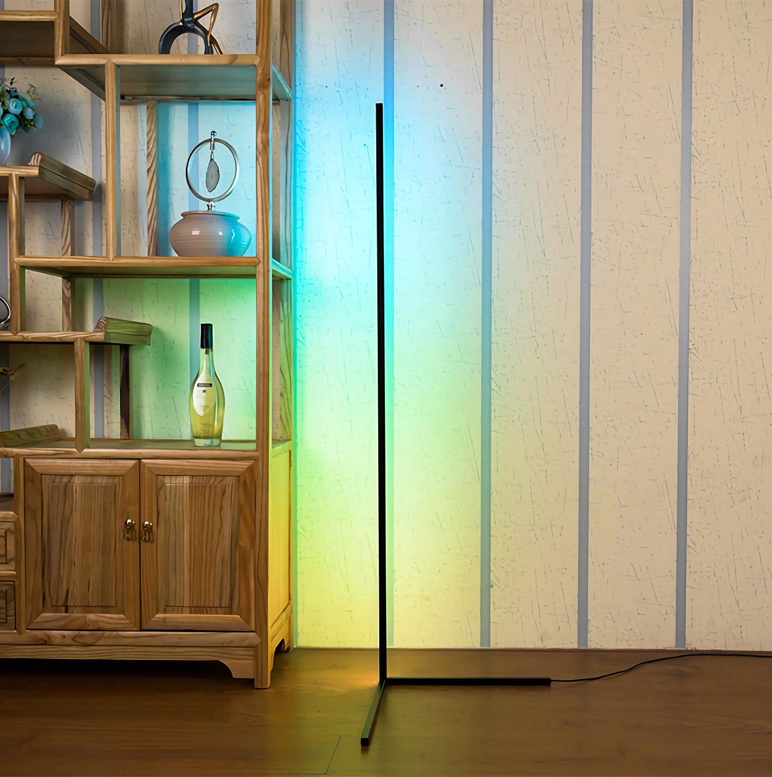LANMOU LED Staande Lamp Dimbaar met Afstandsbediening, RGB-Kleur veranderende Hoeklamp Moderne Staande Lamp voor Woonkamer Slaapkamer Hoek Lichtkolom, Zwart,App
