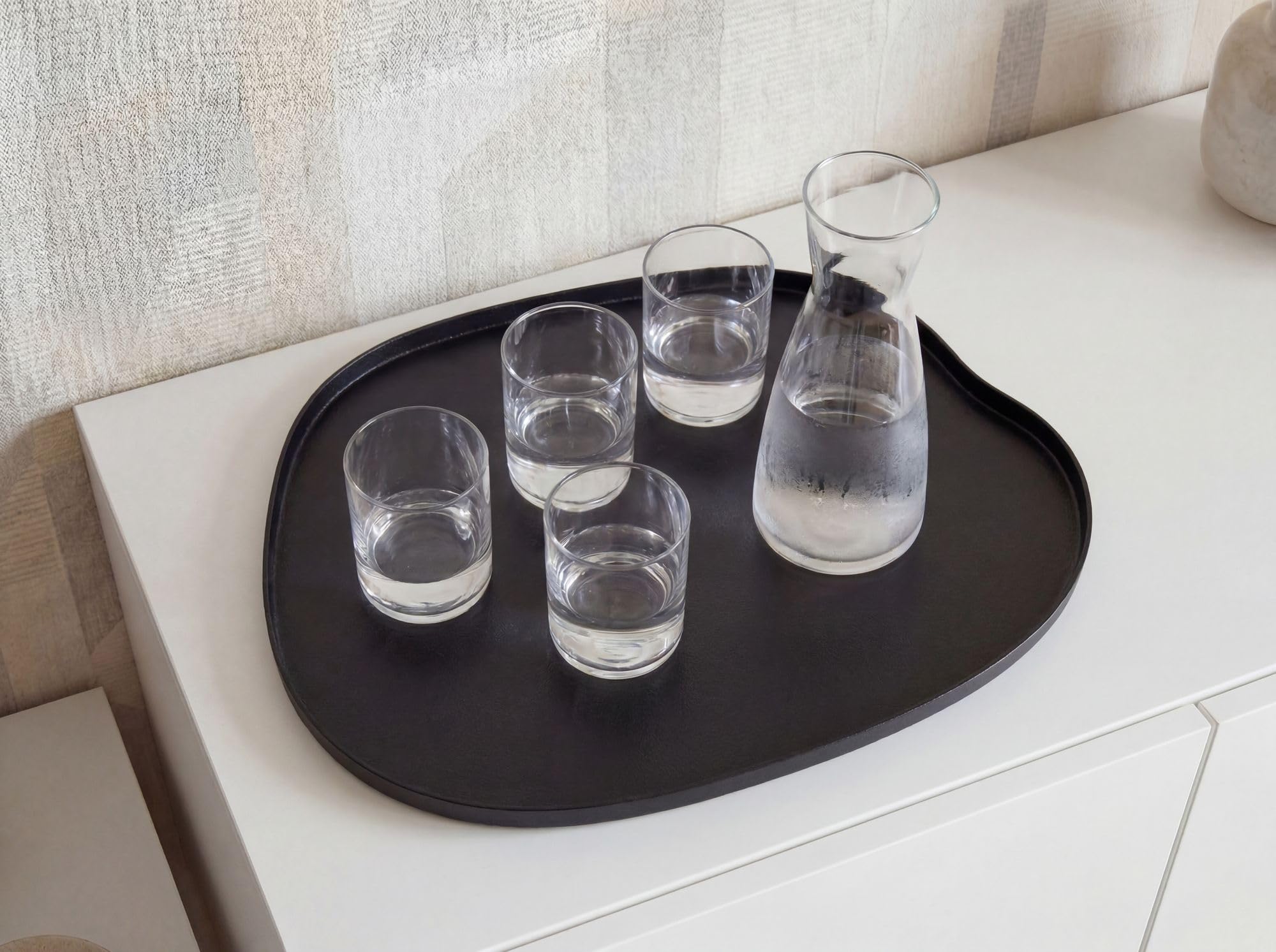 FineBuy Taca Dekoracyjna 35x30x3 cm Metal Czarna, Taca Organiczna | talerz dekoracyjny w płynnym kształcie bez nóżki, taca do serwowania ręcznie wykonana unikat, dekoracja stołu ekstrawagancki