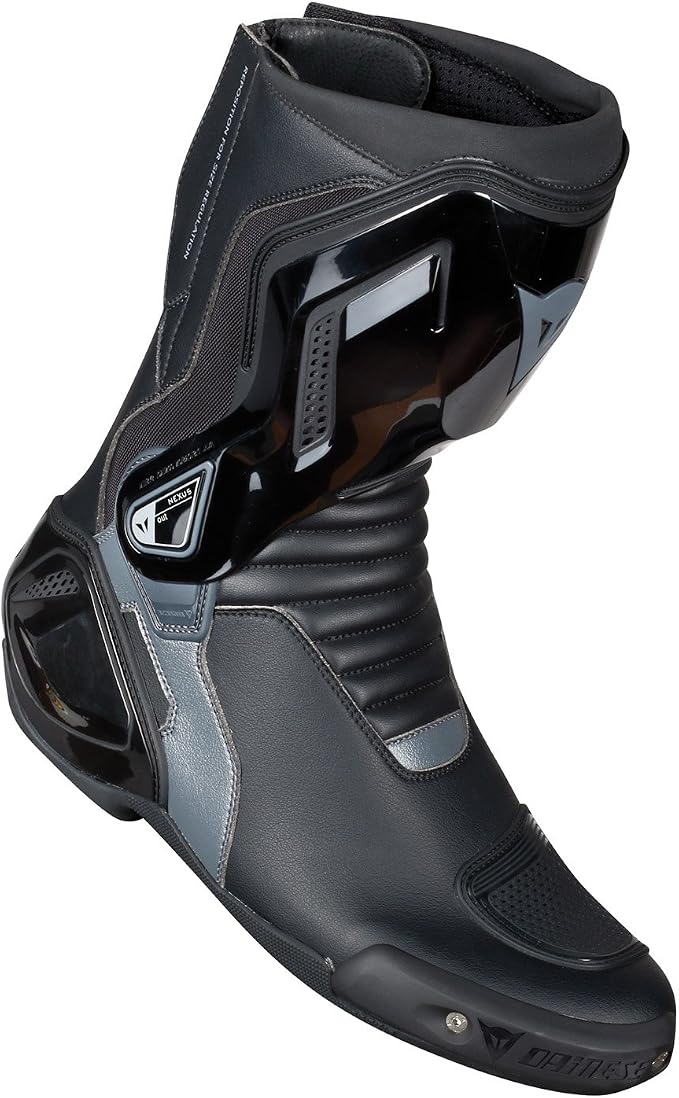 Amazon.com: Dainese Nexus - Botas de moto para hombre (talla 42 Euro/9),  color negro : Automotriz