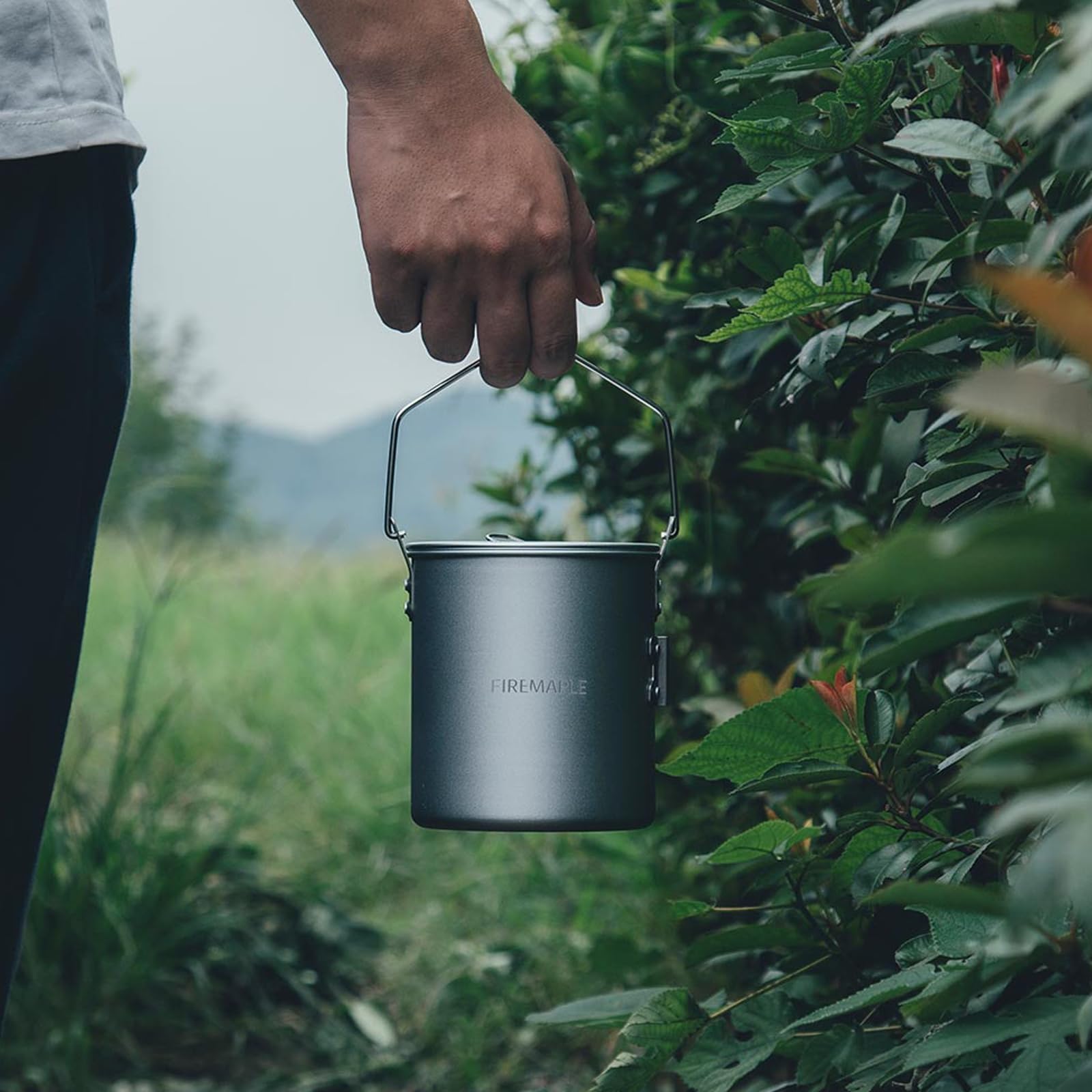 Fire-Maple Frost 0,9L Pentola da Campeggio in Alluminio Portatile e Ultraleggero Appendibile con Manico Pieghevole per Cucinare All'aperto