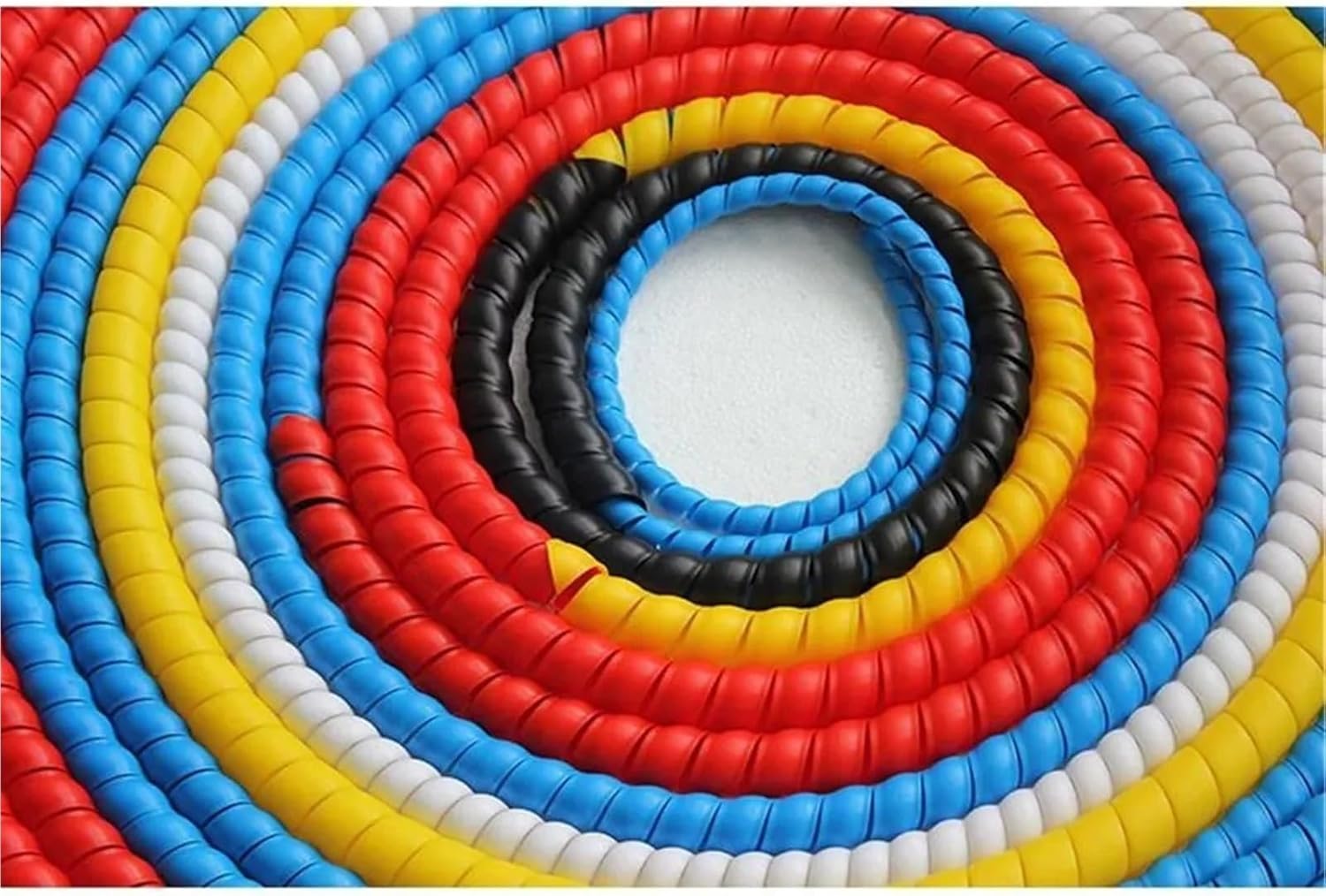 2メートル カラフル スパイラルケーブルスリーブ ヒートパイプラップ 直径8mm～40mm ワイヤー DIY 配線チューブ用 ガード