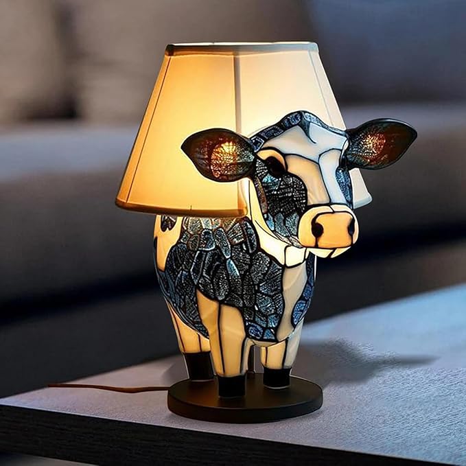 Yevheniy Highland Cow Resin Table Lamp - Cute 3D Animal Night Light with USB Ports for Living Room, Bedroom, Home Office