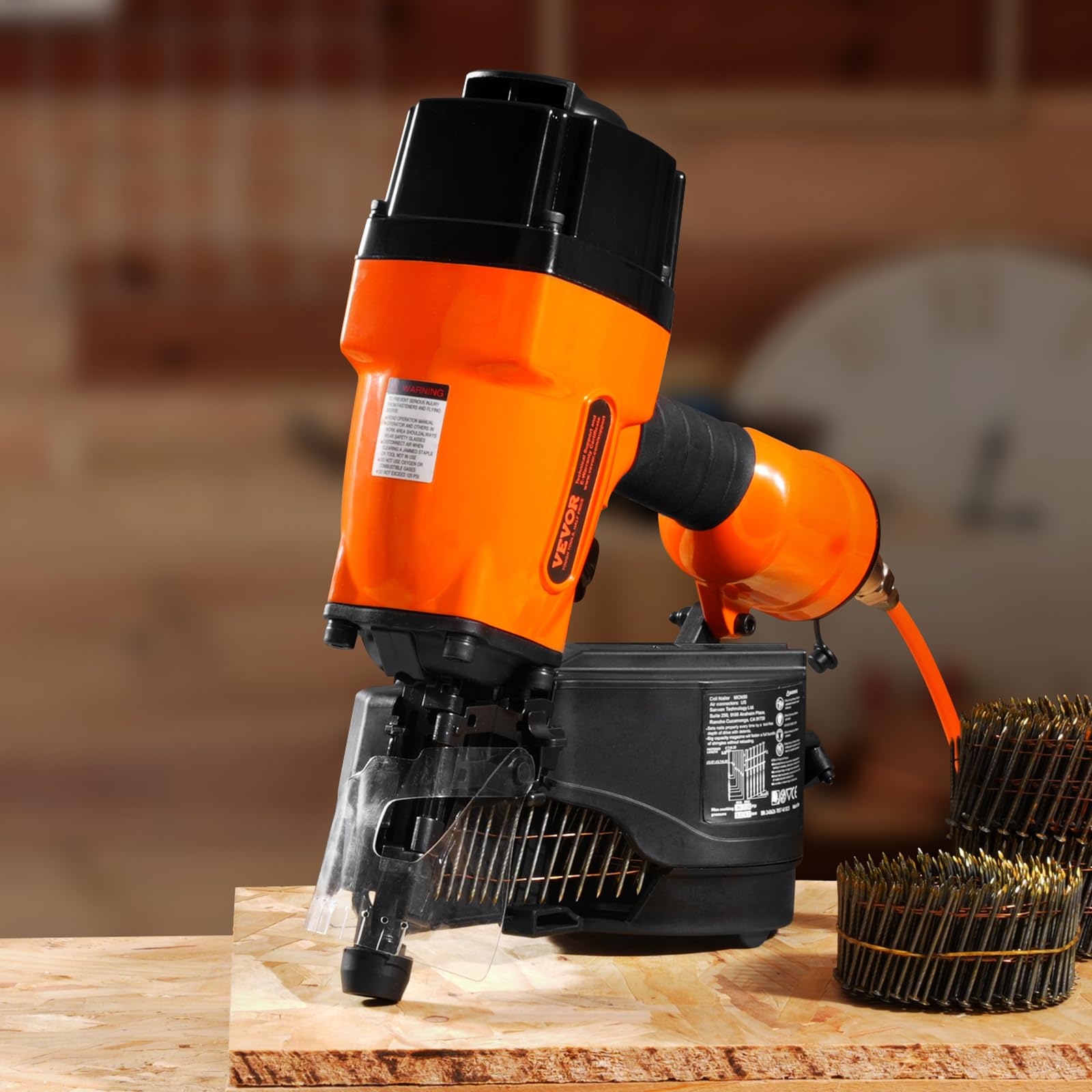 VEVOR Chiodatrice Pneumatica a Spirale, 45-90 mm, Chiodatrice Pneumatica a Spirale 15°, MCN90, Regolazione Profondità Senza Attrezzi, 90-120 PSI, Chiodatrice per Rivestimenti Faidate Montaggio