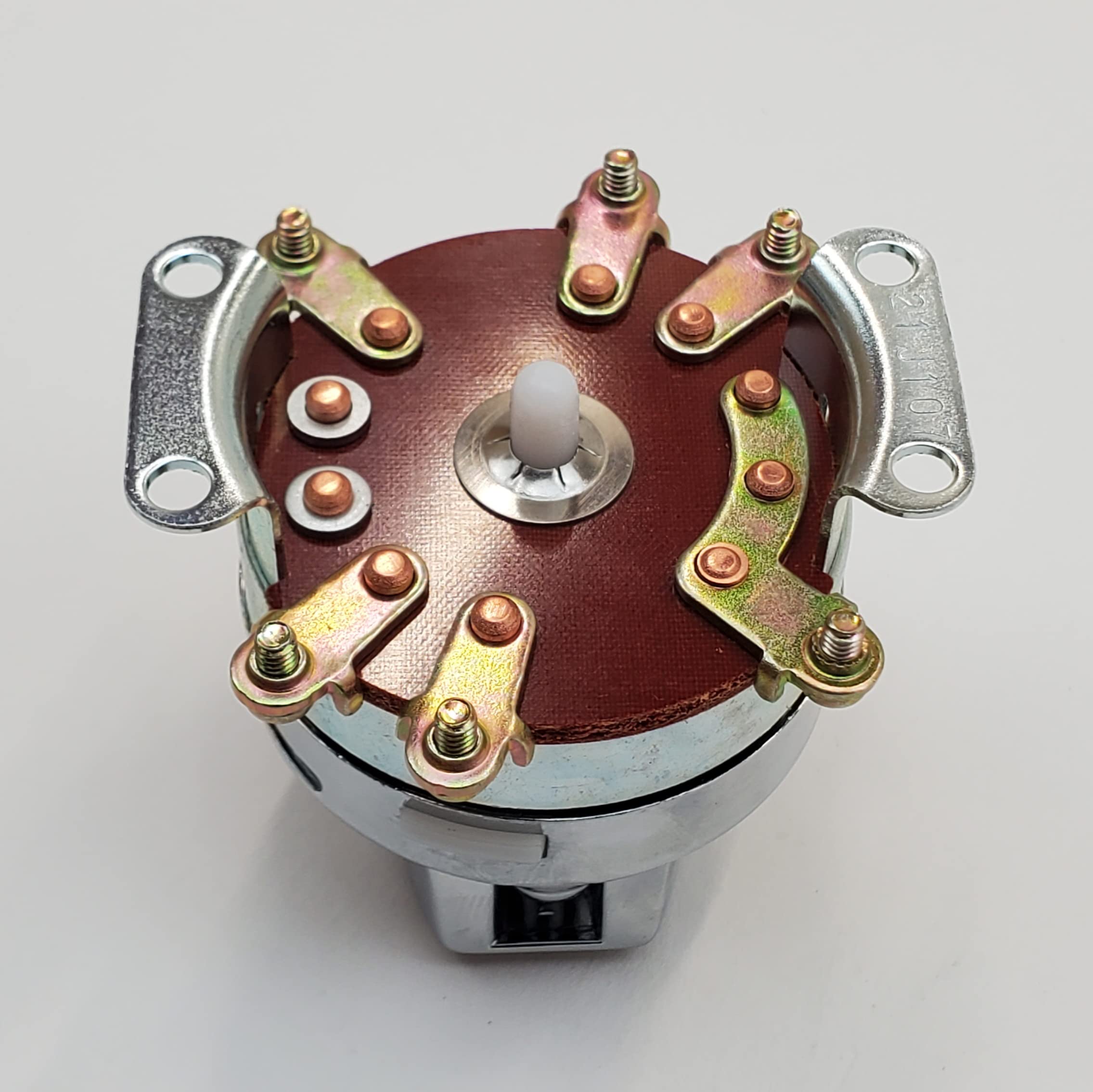 Amazon.com: Chrome 6 Post Ignition Switch w/ 2 Switch Caps (Modern