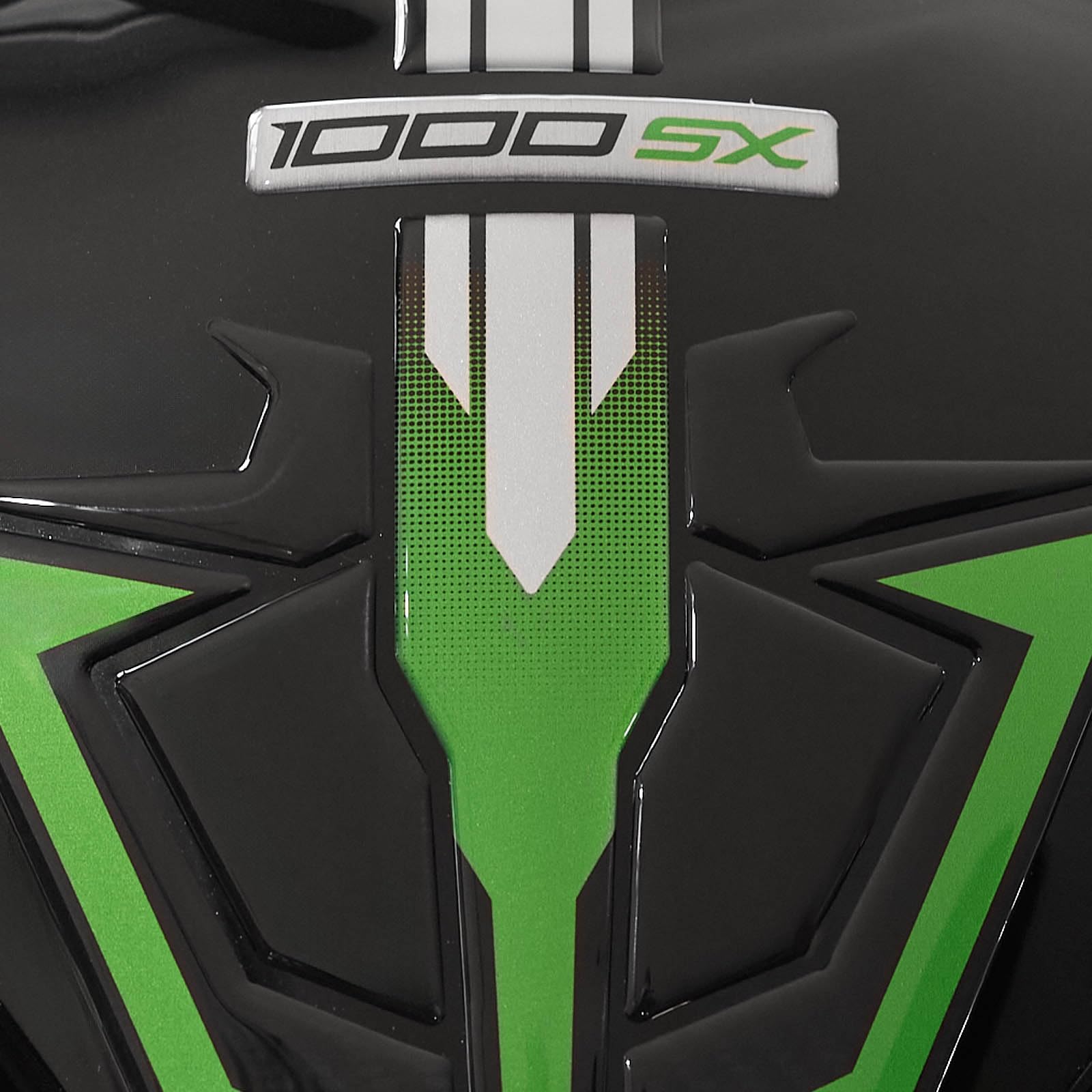 Resin Bike naklejki moto kompatybilne z Kawasaki Ninja 1000 SX 2024. Ochrona zbiornika paliwa przed uderzeniami i zarysowaniami. Naklejki żywiczne z efektem 3D, wykonane we Włoszech