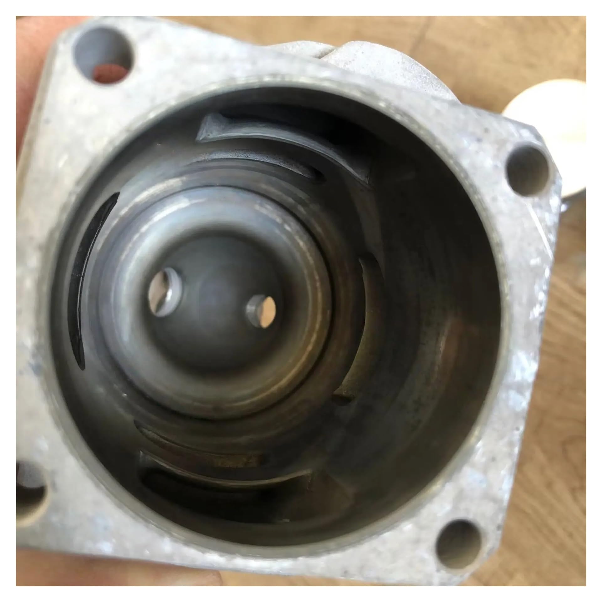 Zestaw Tłoka Cylindra MS660 56MM Big Bore pasujace do STIHL 066#1122 020 1211 CZĘŚCI ZAMIENNE DO PILARKI ŁAŃCUCHOWEJ Zestaw cylindra i tłoka Części do dużego motocykl