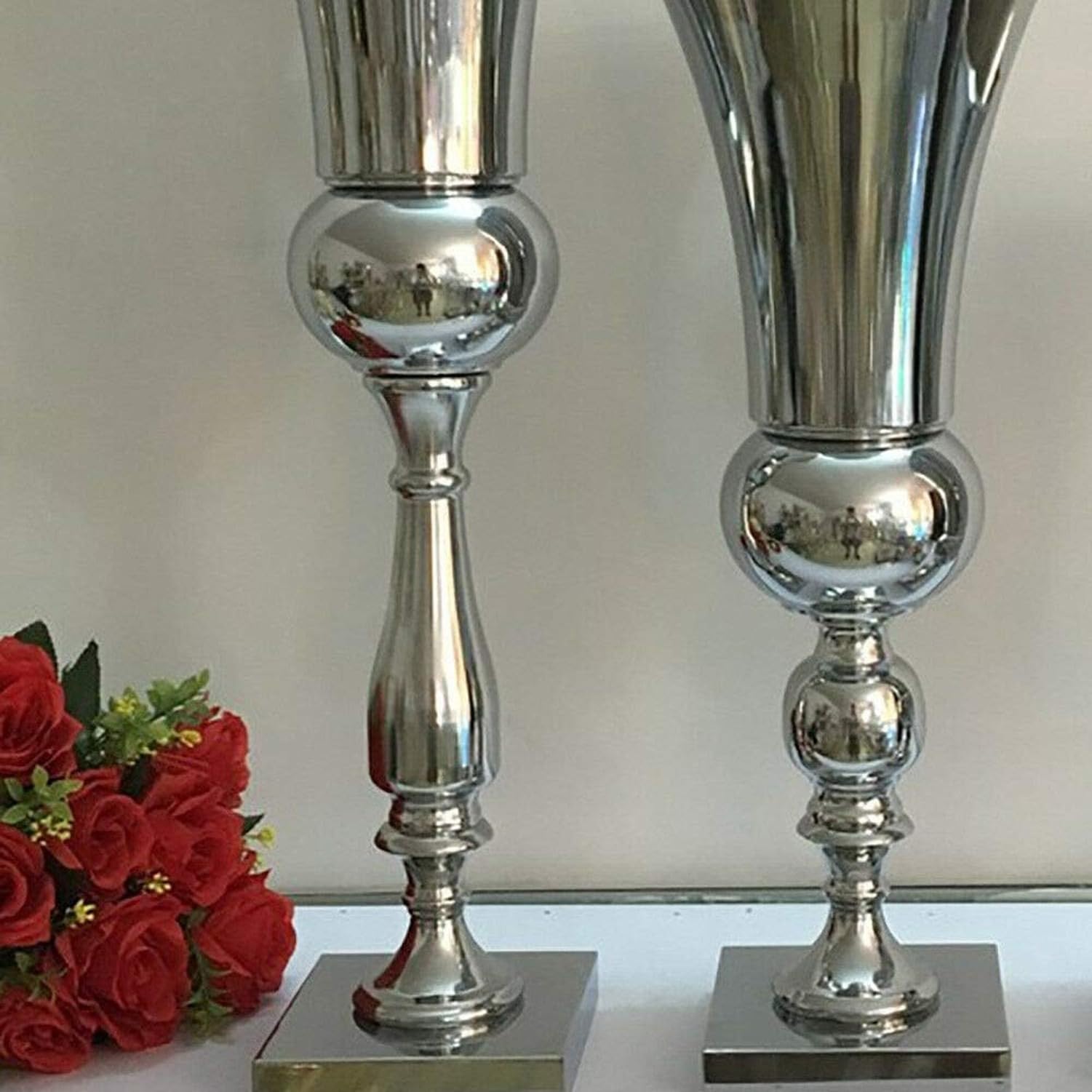Wazon Metalowy Srebrny Trzonowy na Kwiaty, Uchwyt na Świecznik Trąbka, Kandelabr Środkowy Dekoracyjny na Przyjęcie Weselne Dom Salon Biuro Świąteczna Ozdoba Sto, 64cm