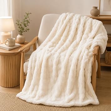 DJDEA Cream White Fleece Bubble Throw Blanket 127 x 178 CM