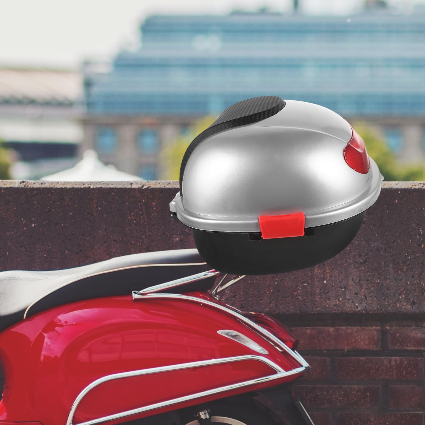 VOSAREA Coffre Arrière Moto Argenté Base et Sangles Grosse Boîte de Rangement Étanche pour Scooter Électrique Top Case Polyvalent pour Transport Bagages et Outils Moto