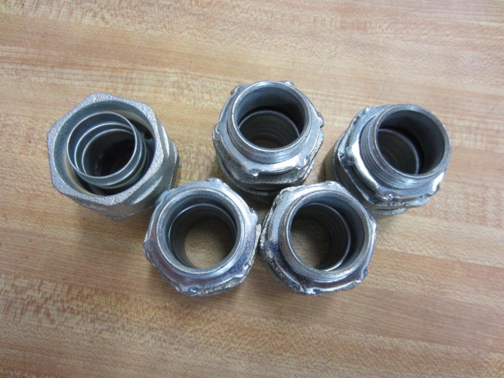 Oz/Gedney 4Q-100 Duct Iron 1in sealtight Flex Connector