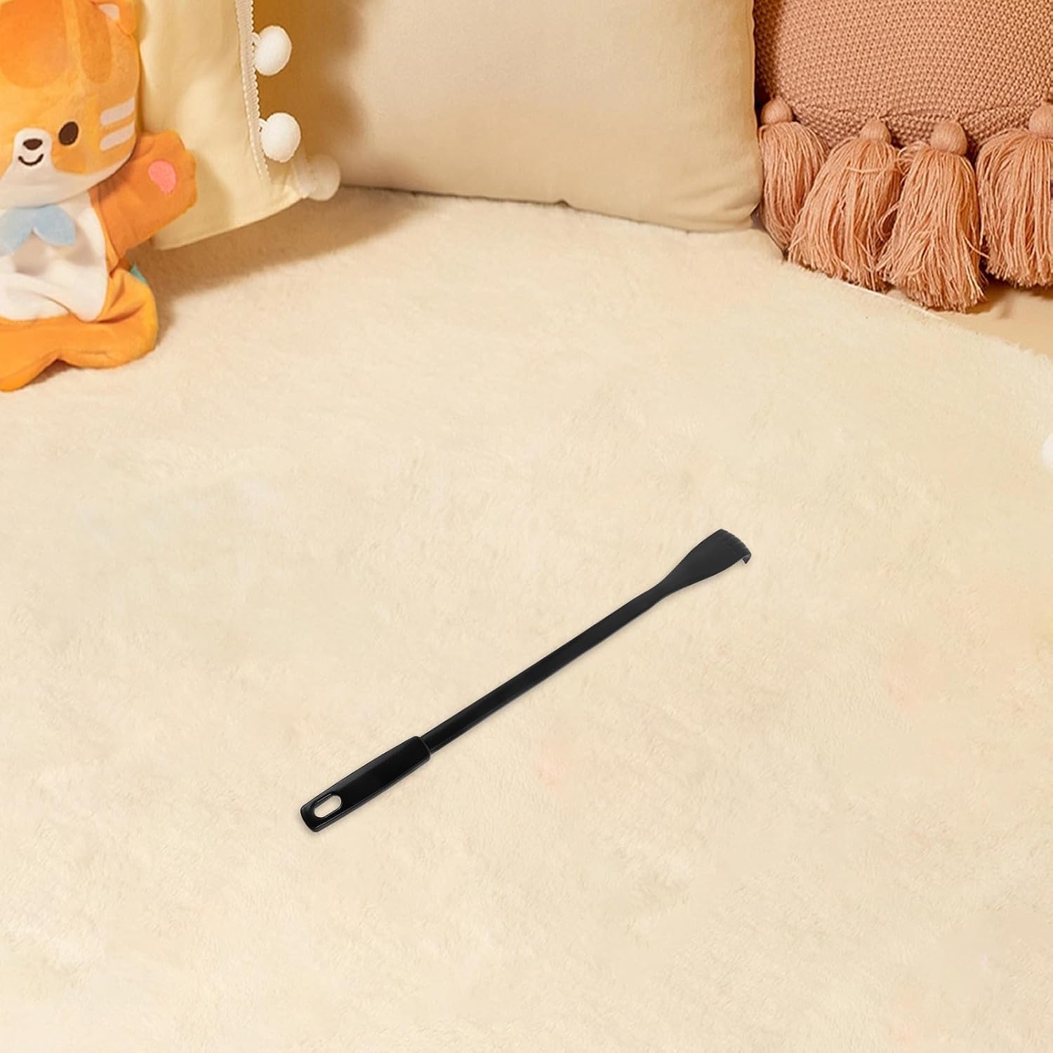 2 PCS Long Handle Back Scratcher, 17.52" Portable Handheld Itch Relief Tool, Upper Back Itching Massager for Elderly, Easy-to-Use & Polished Teeth