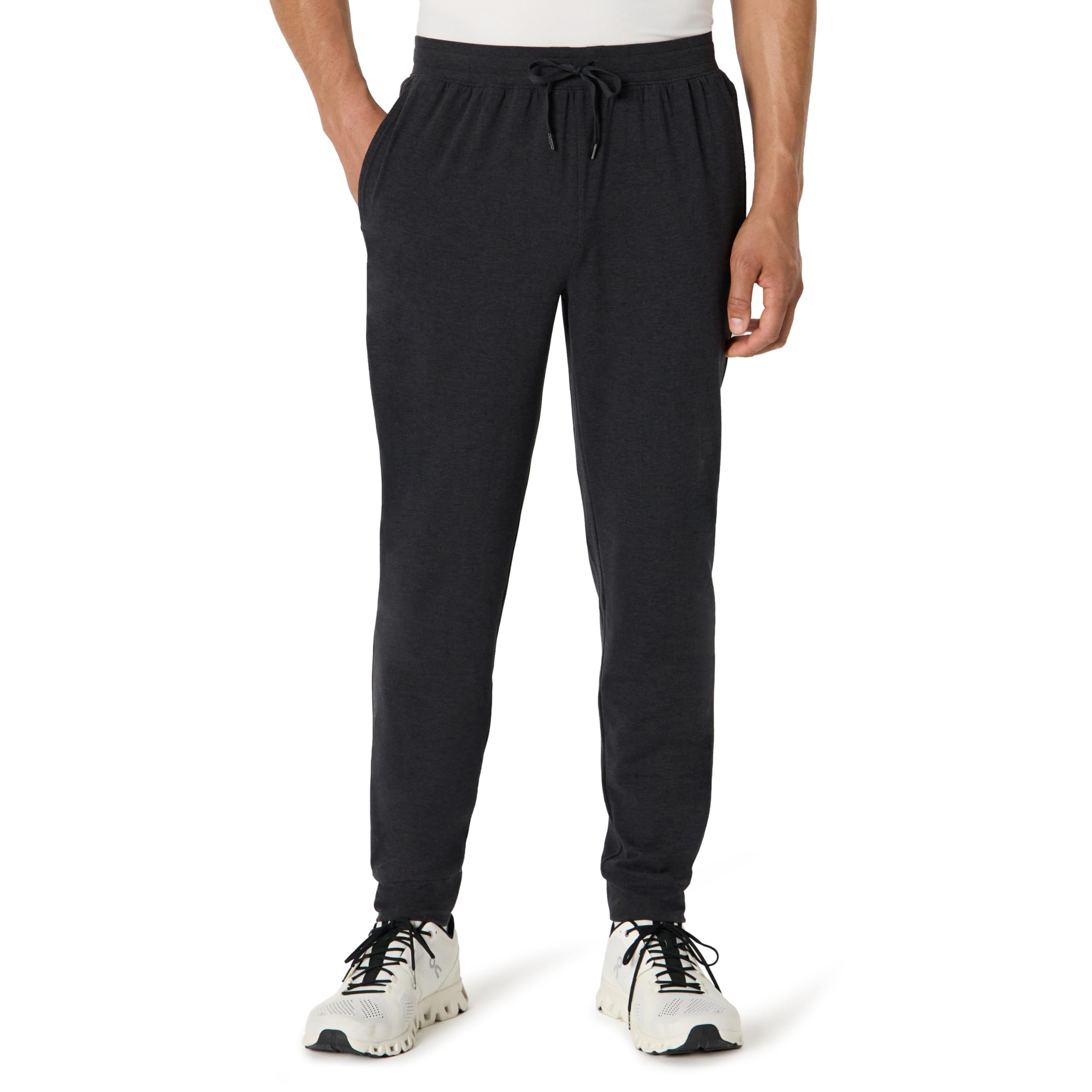 Amazon Essentials Herren Sportliche, weiche, leichte, schmal zulaufende Funktions-Jogginghose fürs Training und fürs Fitnessstudio