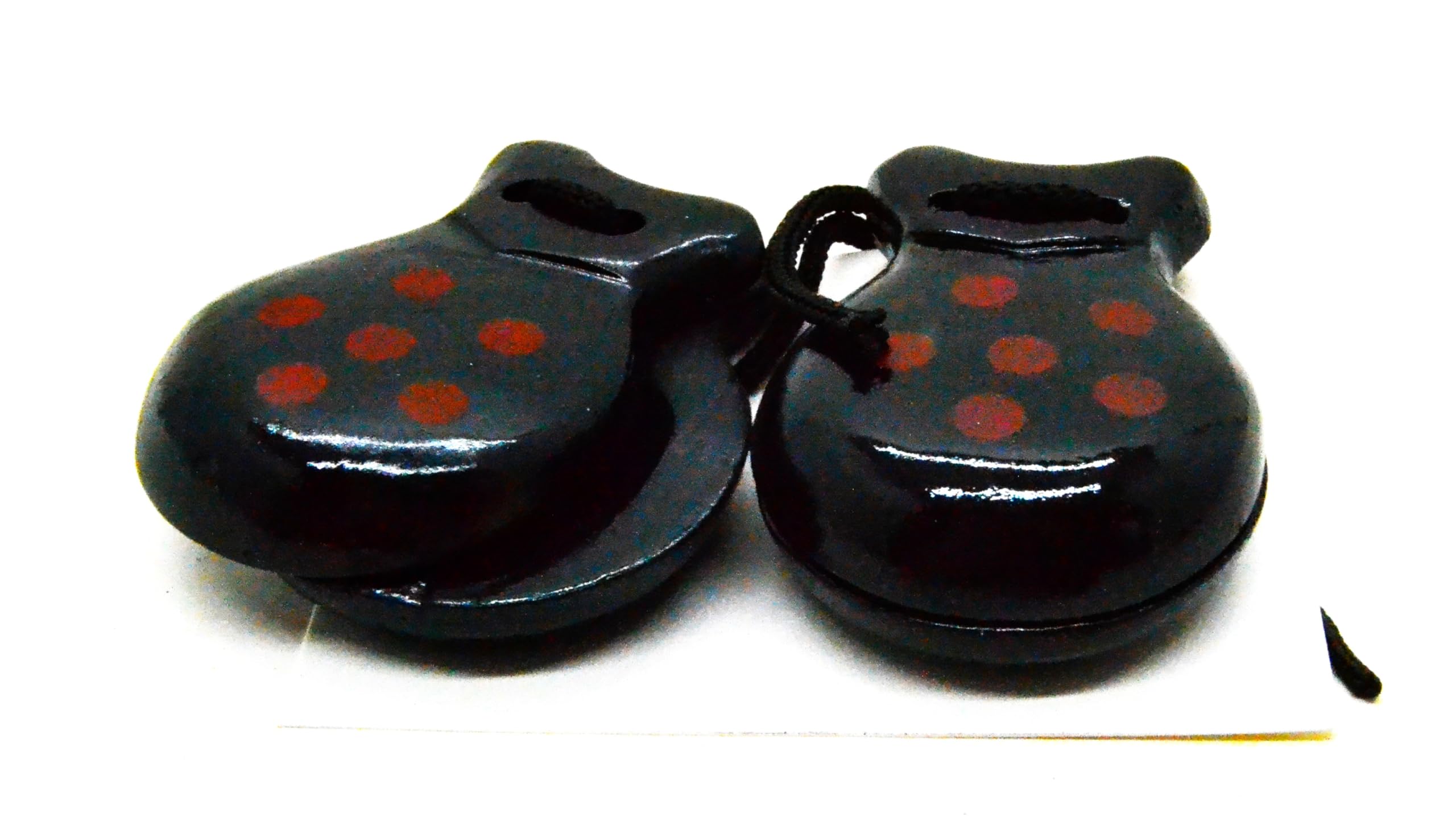 kids 1 pair SPANISH small CASTANUELS RED AND BLACK SIZE FOR little ones 6 cm (2-7) TRADITIONAL, Made of wood