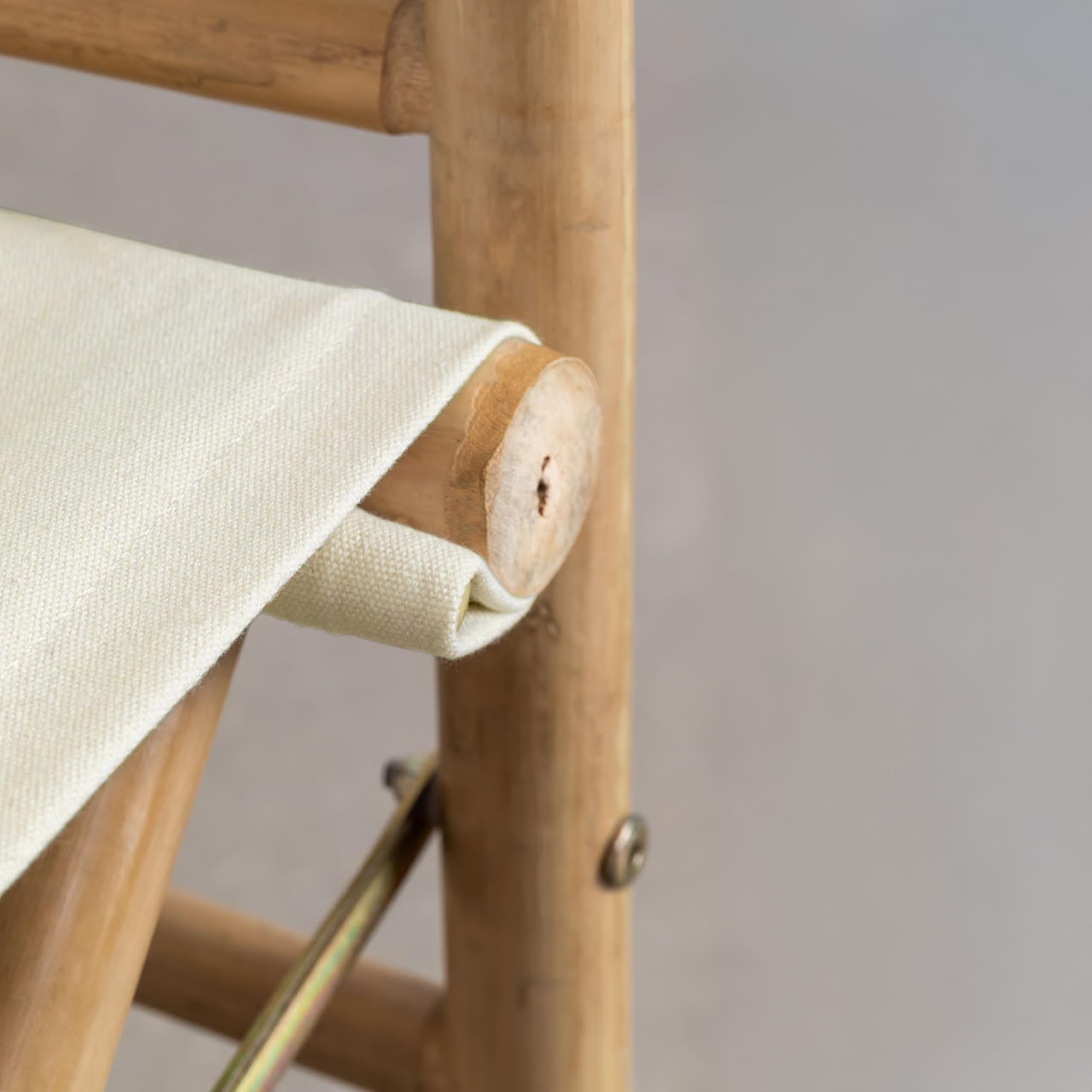 Brigros Estosa - Sedia regista in Bamboo con Telo in Cotone Bianco Set da 2-91x47x44 cm - Design Naturale e Confortevole, poltrona da giardino, poltrona in bamboo (Bianco)
