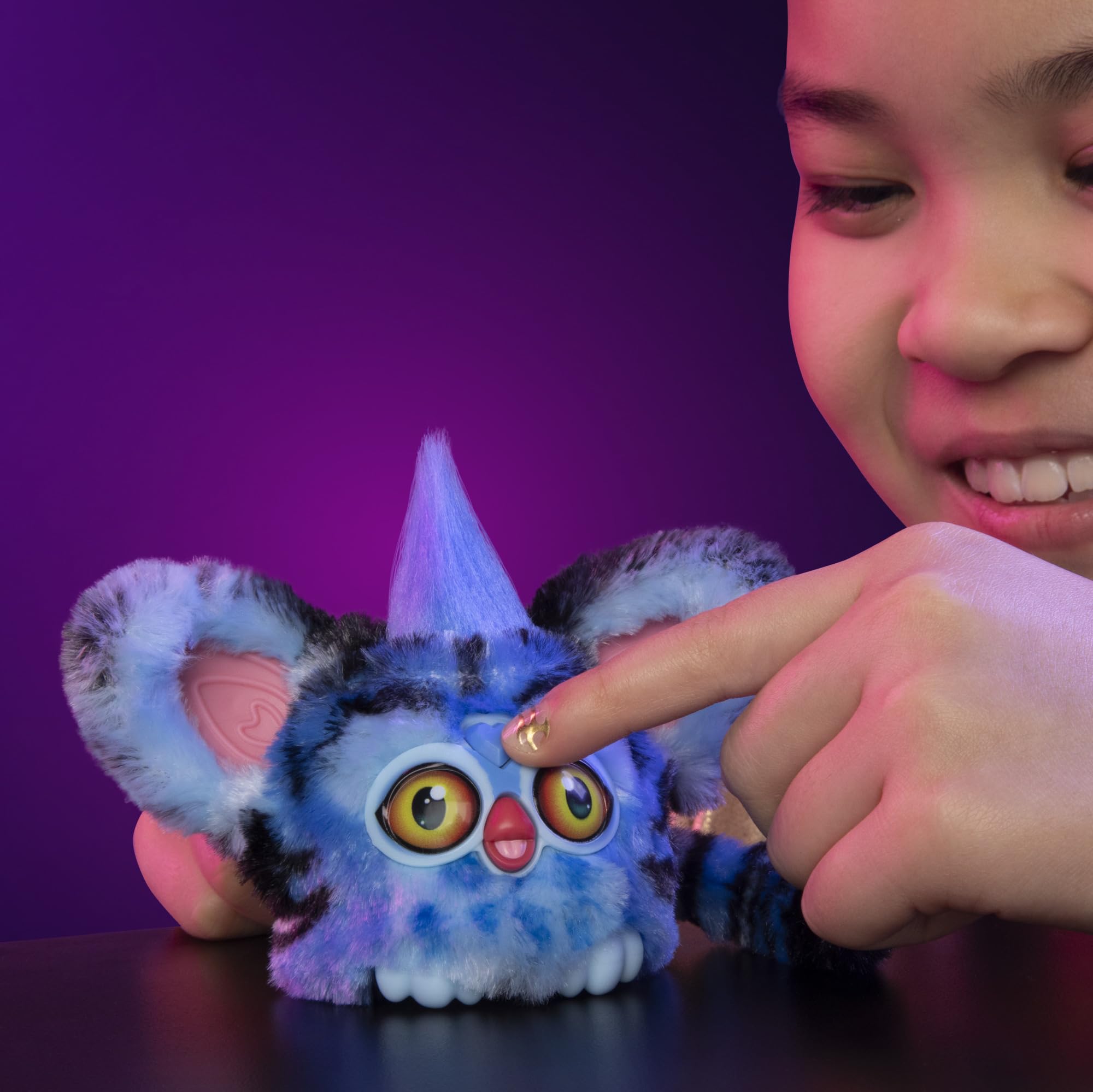 Furby Furblets Tygrys Derpy z filmu K-popowe łowczynie demonów, miniaturowa pluszowa elektroniczna zabawka kolekcjonerska w skali 7,6 cm