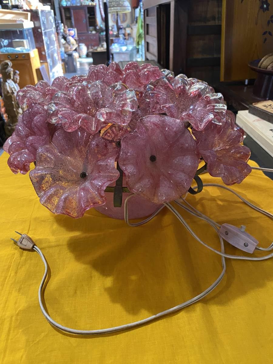 イワタガラス　花　電気スタンド　電飾　昭和レトロ　希少品　E26-Lw40W Amazon.co.jp: イワタガラス 花 電気スタンド 電飾 昭和レトロ 品 E26