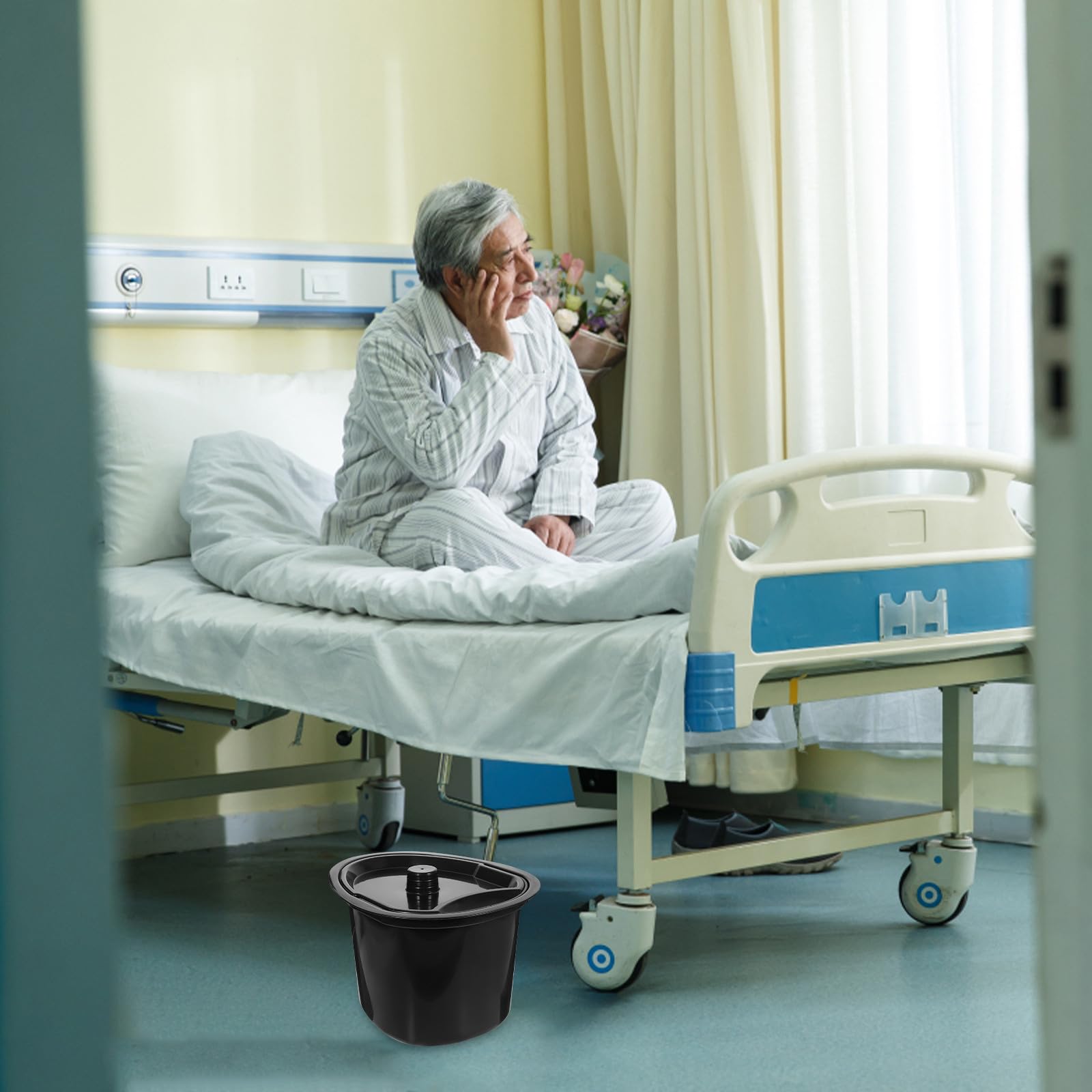 Pot de Chambre Adulte Noir 5l en Plastique avec Couvercle, Facile à Transporter, Design Ergonomique pour Patients et Personnes Handicapées