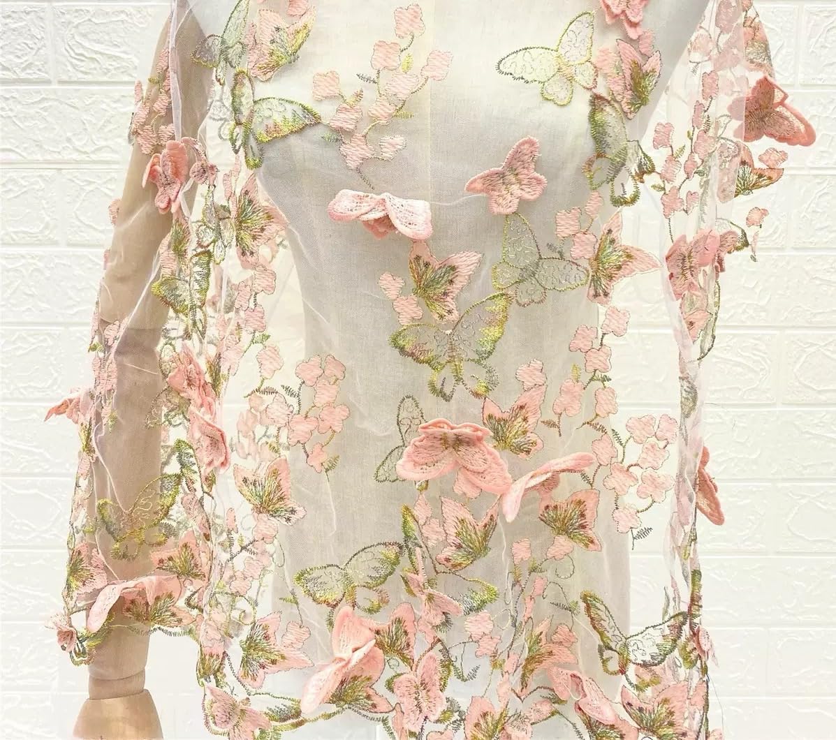 3D Butterfly Floral Tulle Fabric, 51in Floral Embroidered Mesh Lace Fabric Garment Accessories for Wedding Dresses, DIY Party Tablecloth, Furniture Decoration (Pink, 5 Yard (175x51 inches))