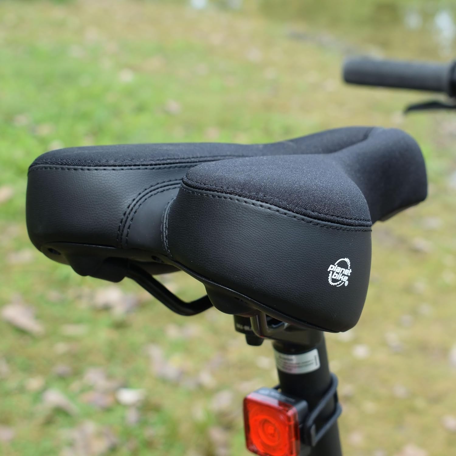 Planet Bike A.R.S. Classic bike seat - women's (black)